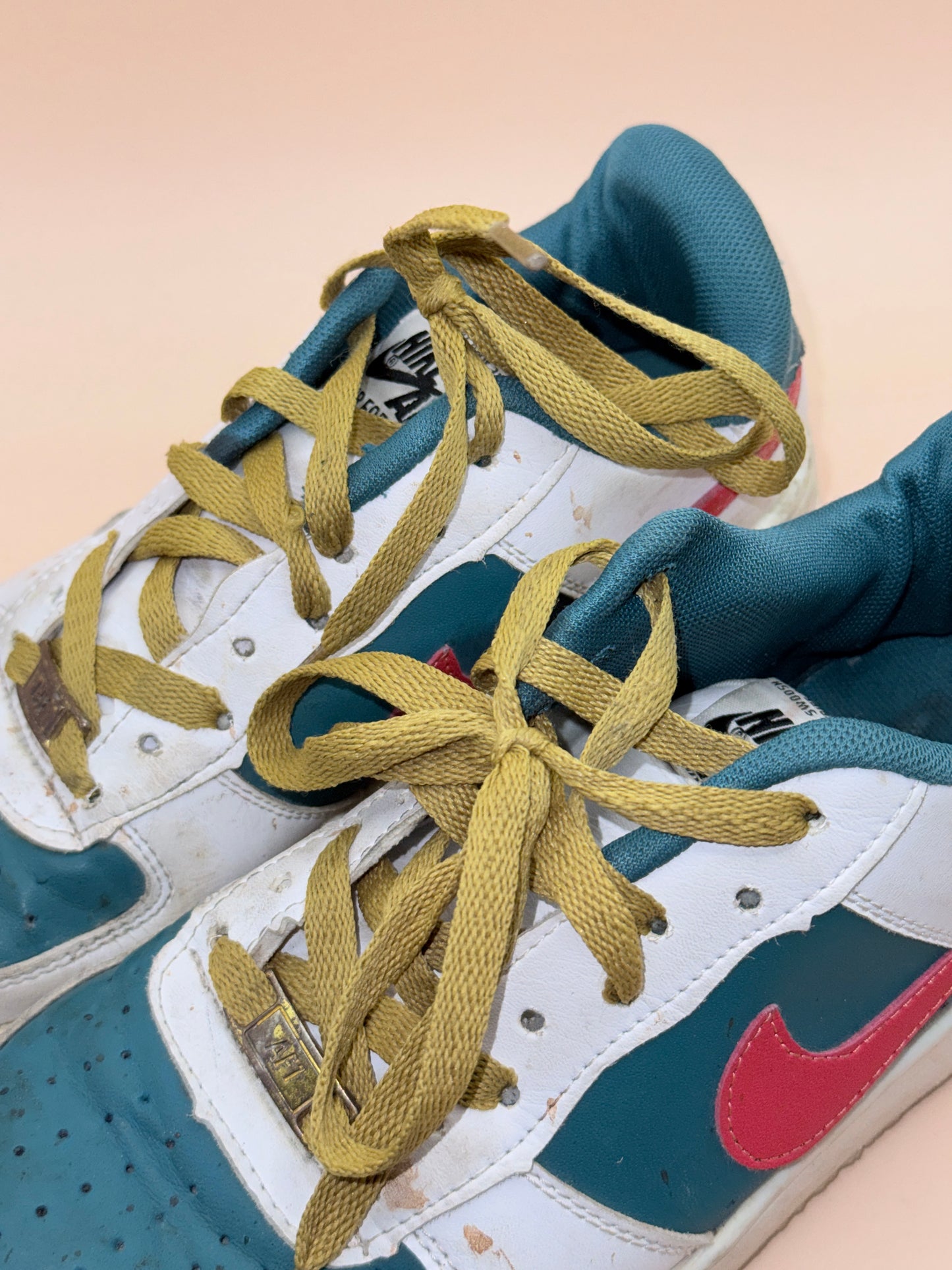 Nike Air Force 1 Low – Teal/Pink Colourway – US 9.5 / EU 41