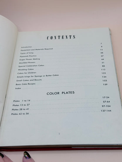 Brand Unknown Cake Icing And Decorating By Jean Bowring