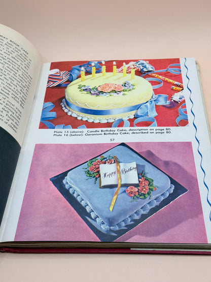 Brand Unknown Cake Icing And Decorating By Jean Bowring