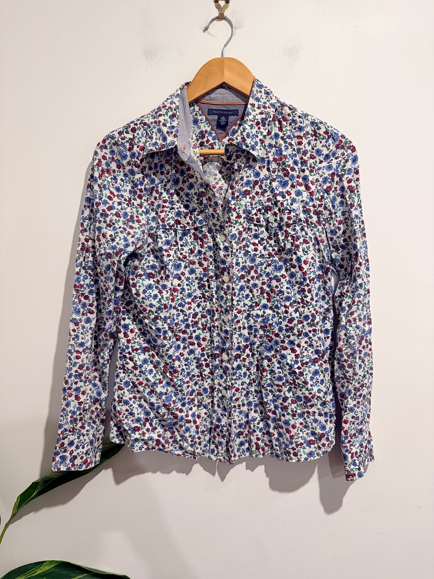 Tommy Hilfiger Floral Button-down Blouse Size M