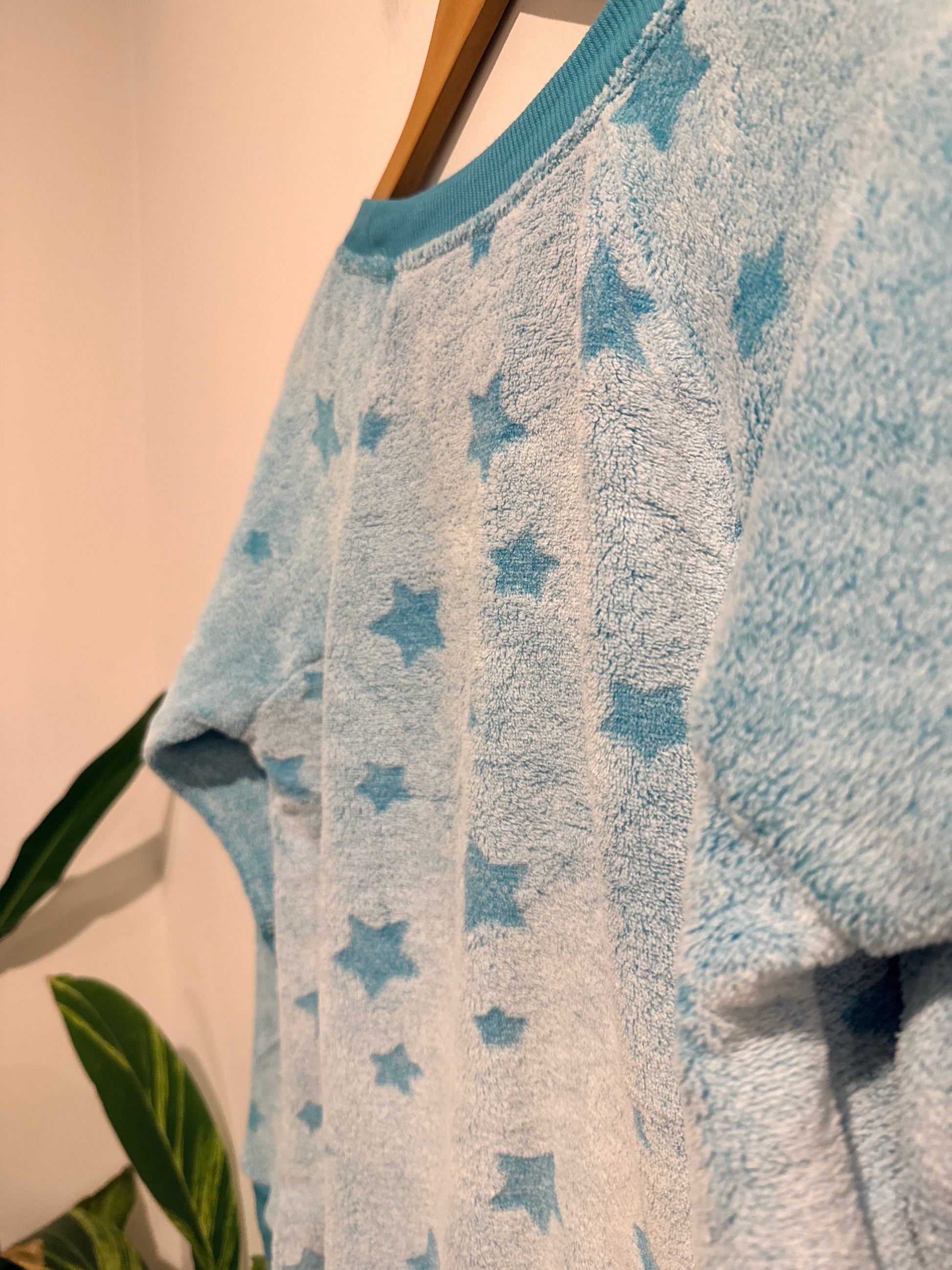 Secret Treasures Plush Fleece Sleep Top Size 12/14 | L/G