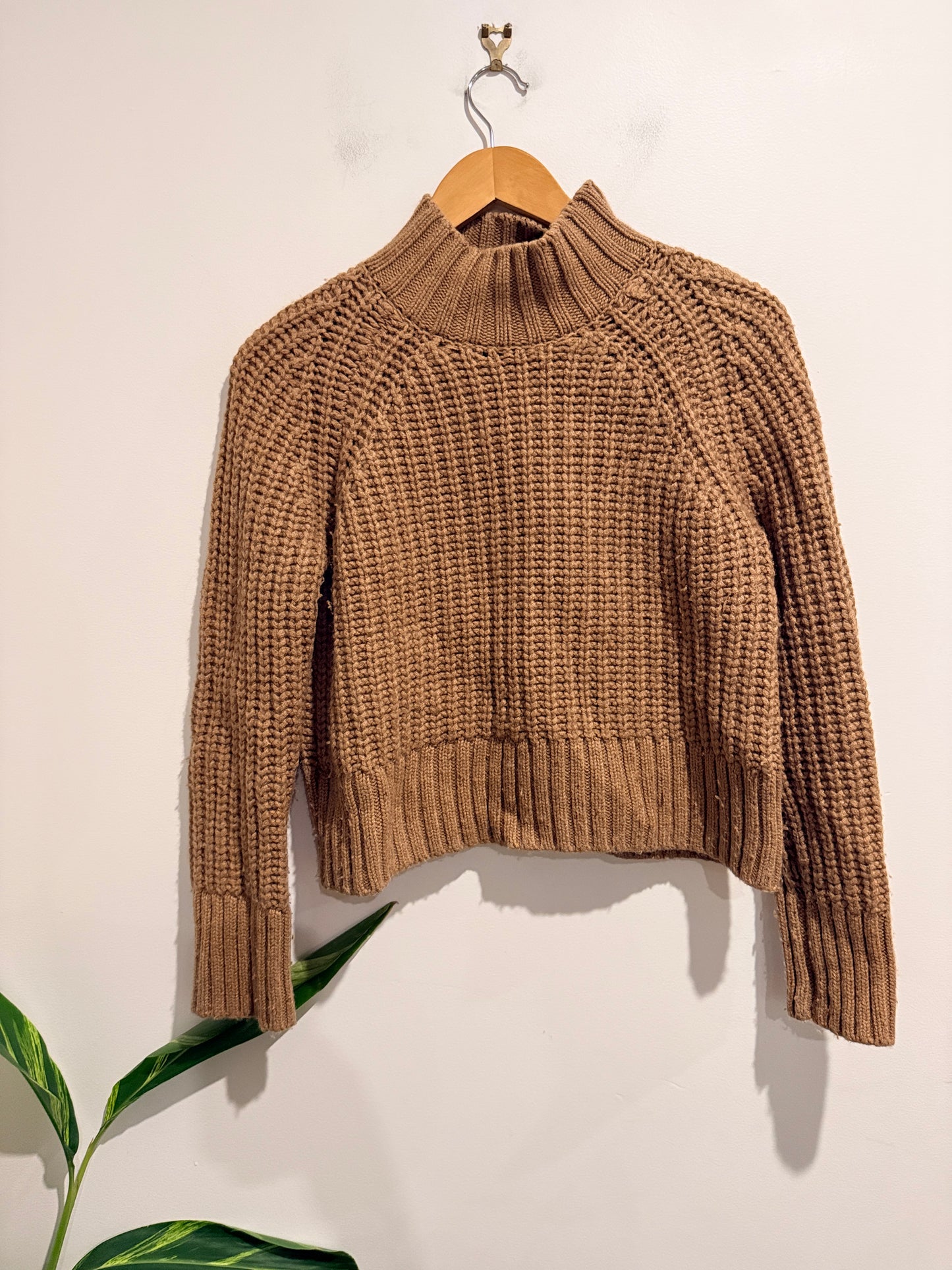 Max Knit Cropped Sweater Size S