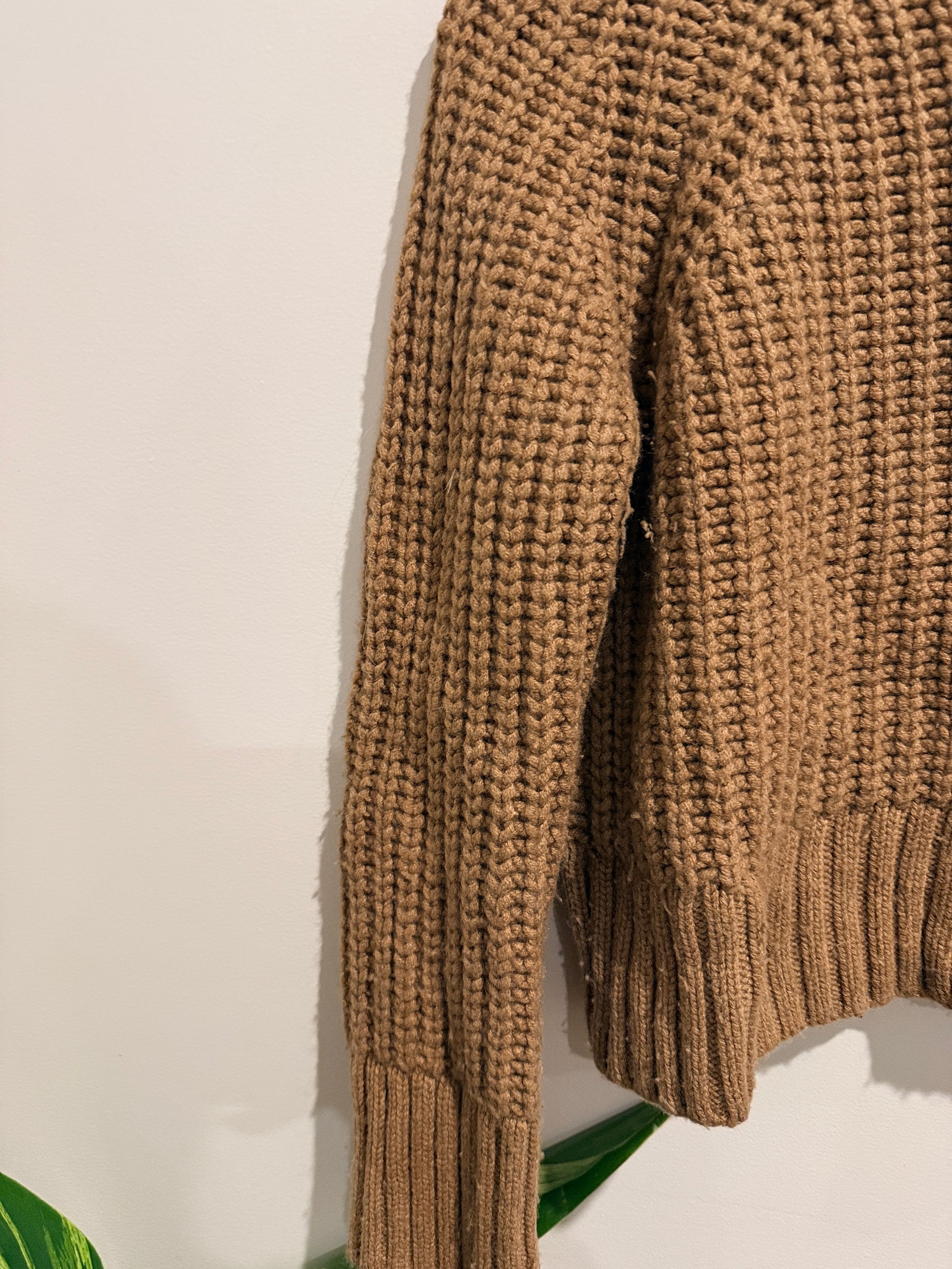 Max Knit Cropped Sweater Size S