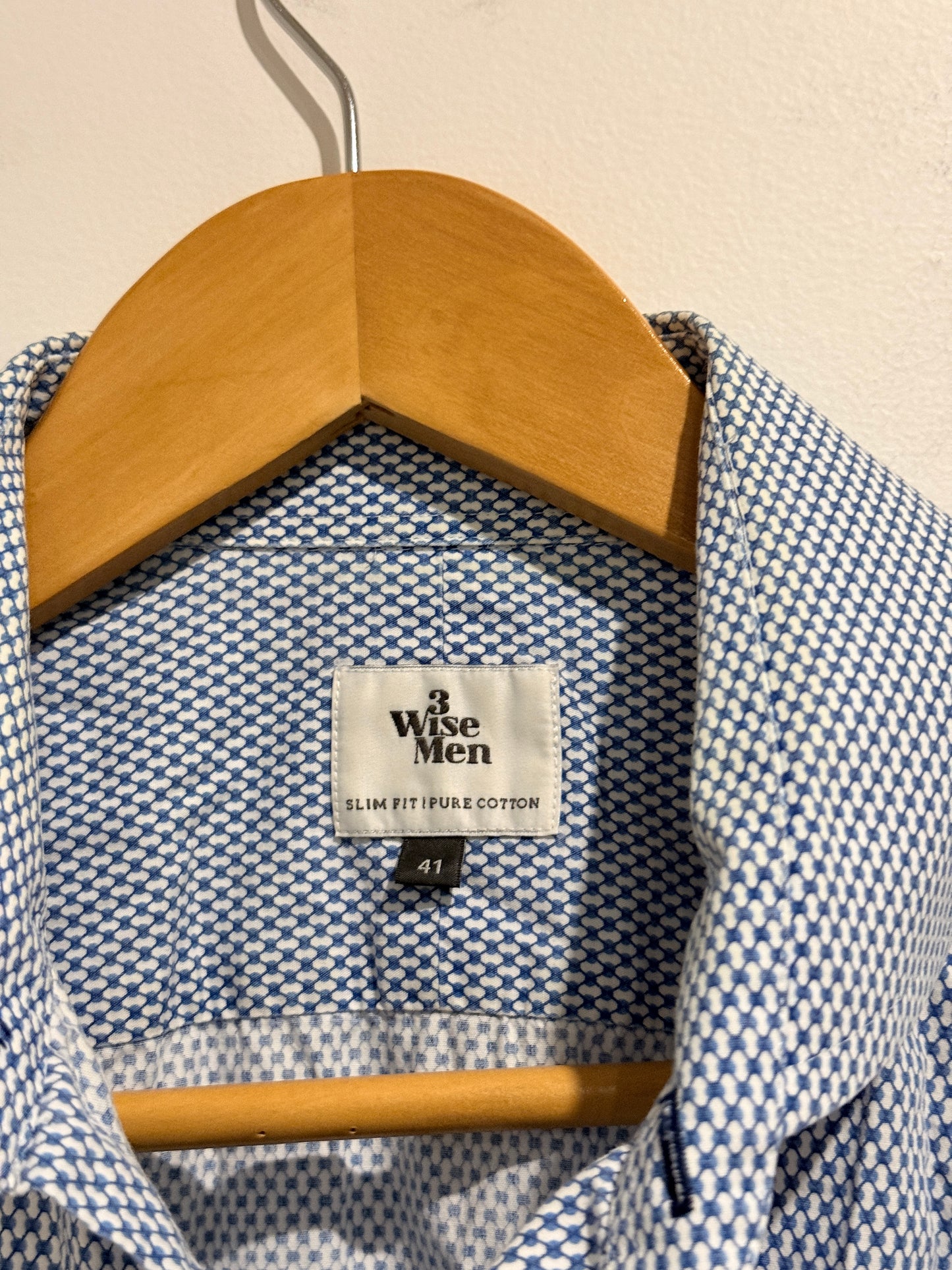 3 Wise Men Long-sleeve Patterned Button-up Shirt Size 41