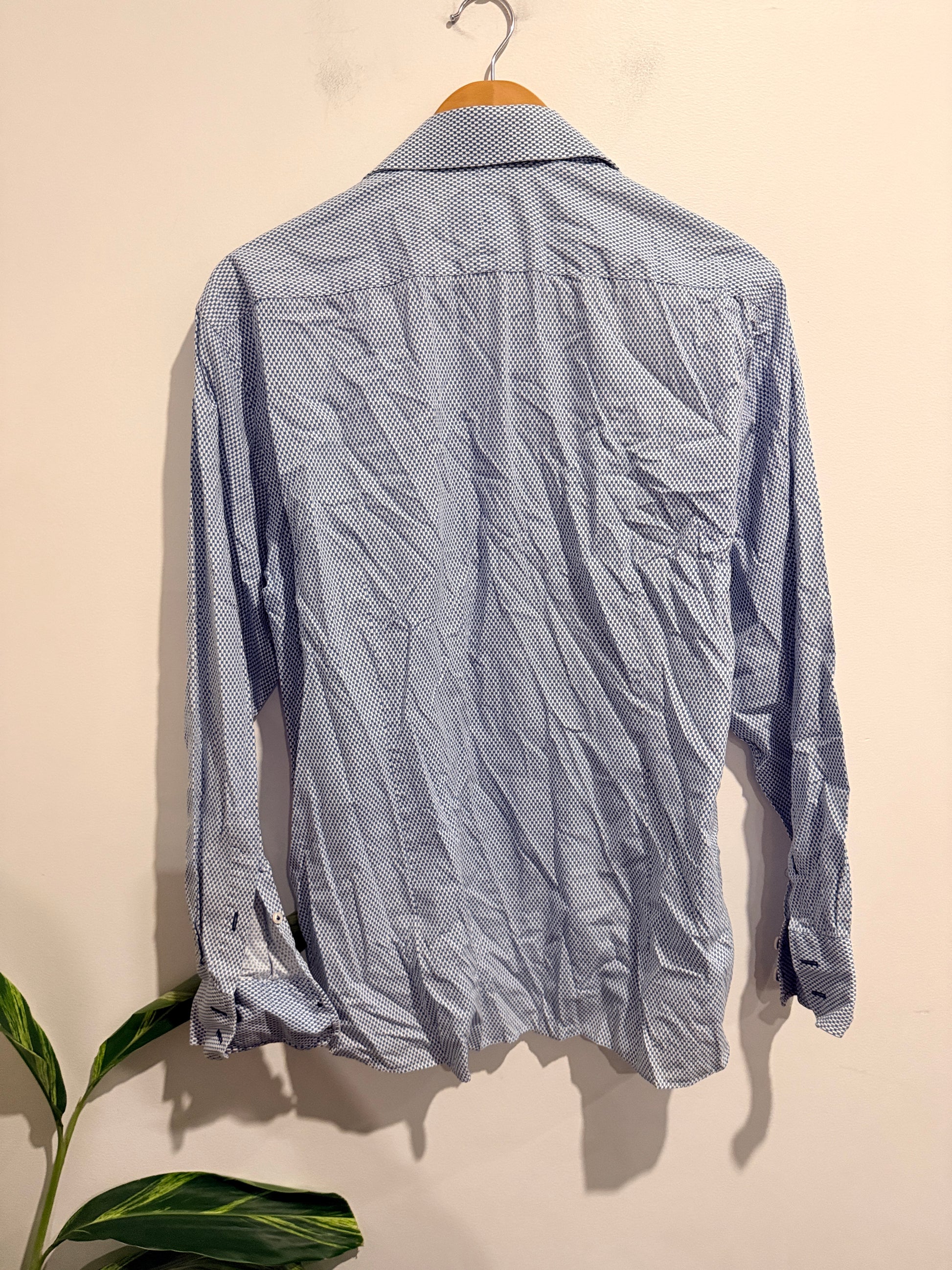 3 Wise Men Long-sleeve Patterned Button-up Shirt Size 41