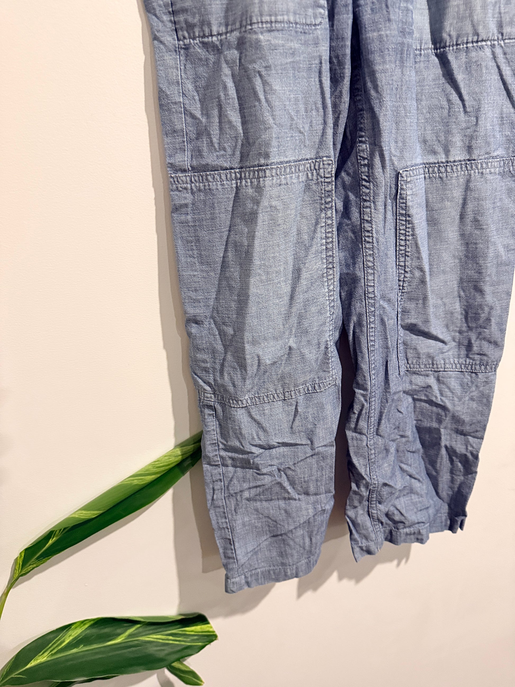 Gap Chambray Casual Pants Size XS