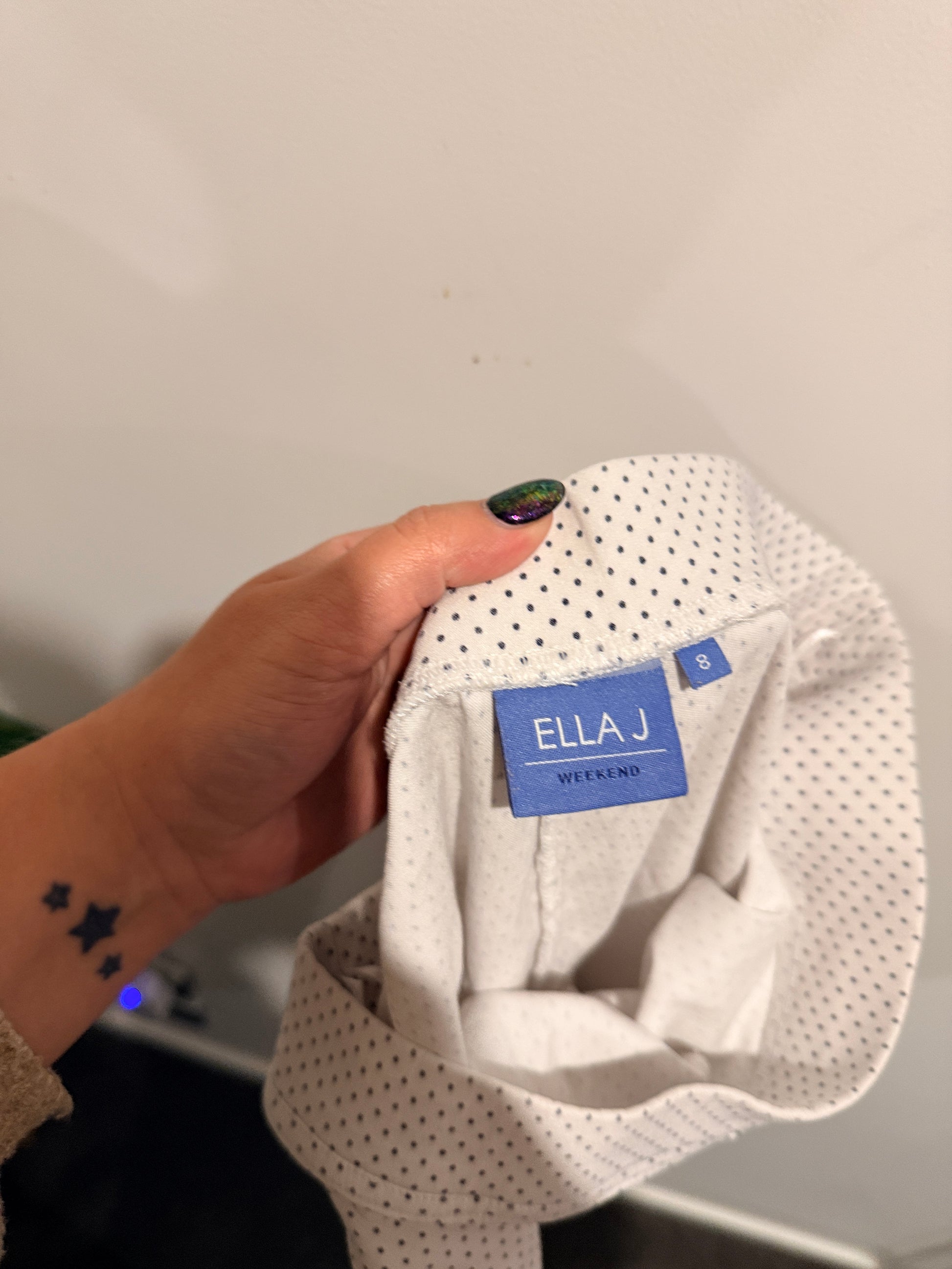 Ella J Cropped Capri Pants Size 8