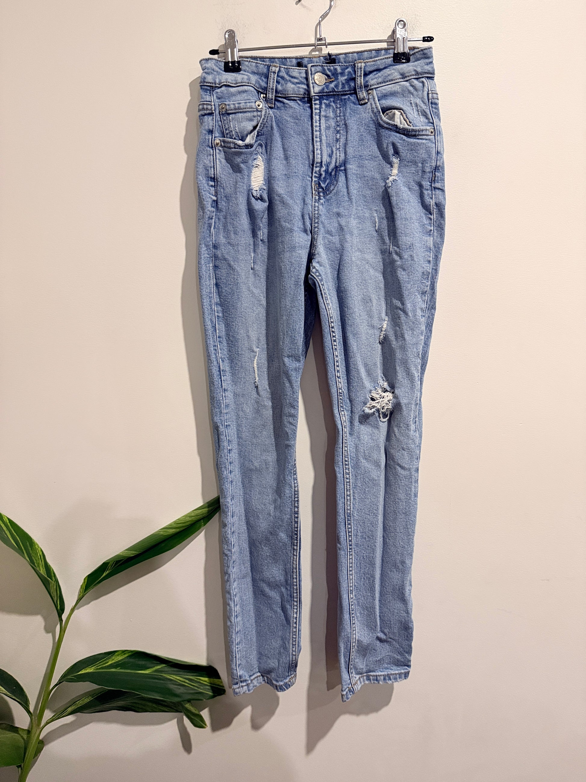 Distressed Straight-leg Jeans Size Waist 64cm