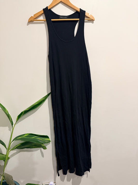 Decjuba Sleeveless Ribbed Midi Dress Size L