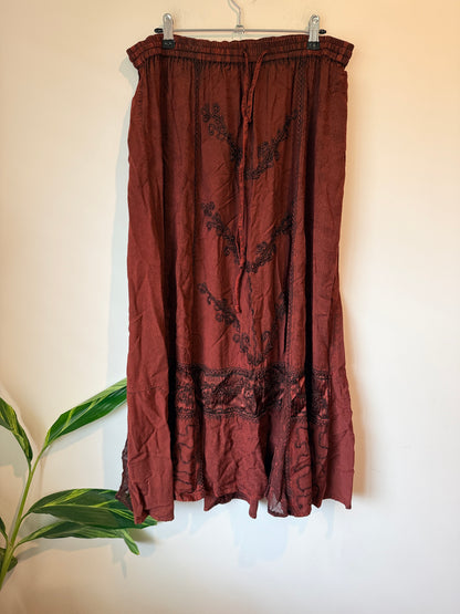 L.S.I Bohemian-style Embroidered Maxi Skirt Size L/XL