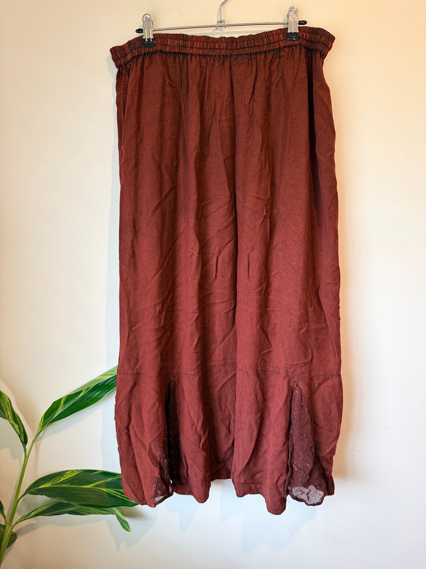 L.S.I Bohemian-style Embroidered Maxi Skirt Size L/XL