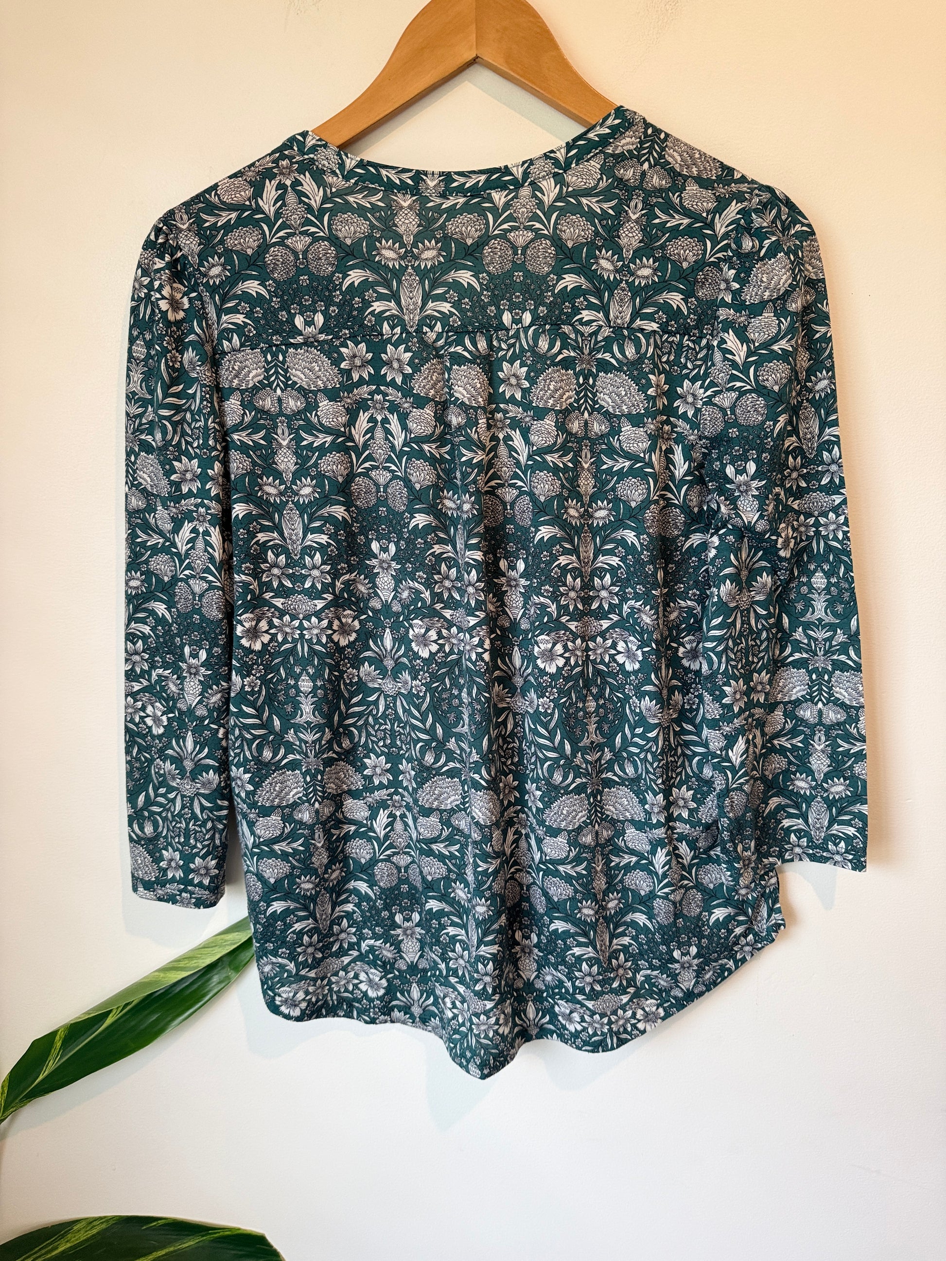 H & M V-neck Floral Peasant Blouse Size S
