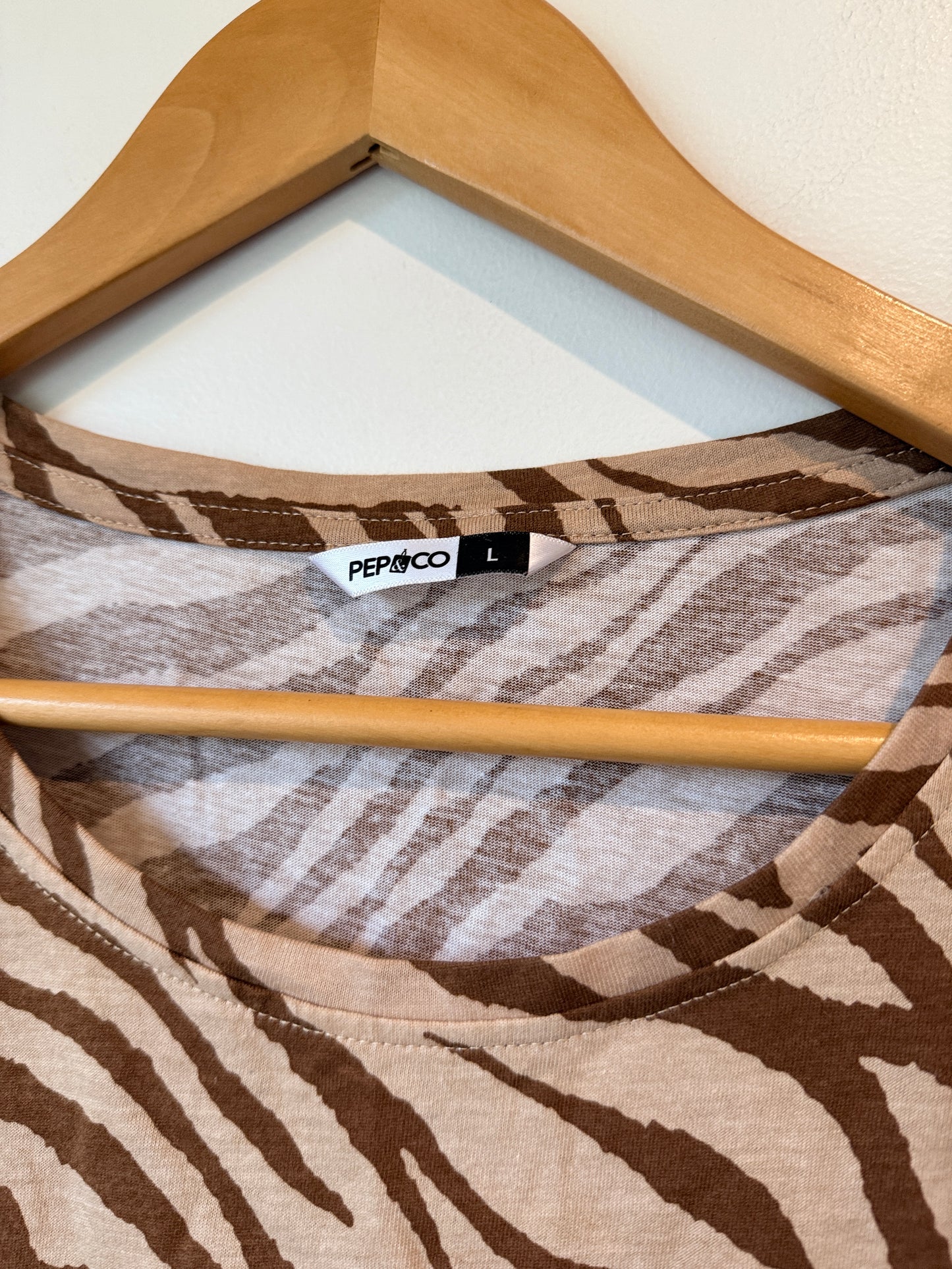 Pep & Co Zebra-print Short-sleeve Top Size L | UK/IRL 16-18 | U/Arm to U/Arm 53cm