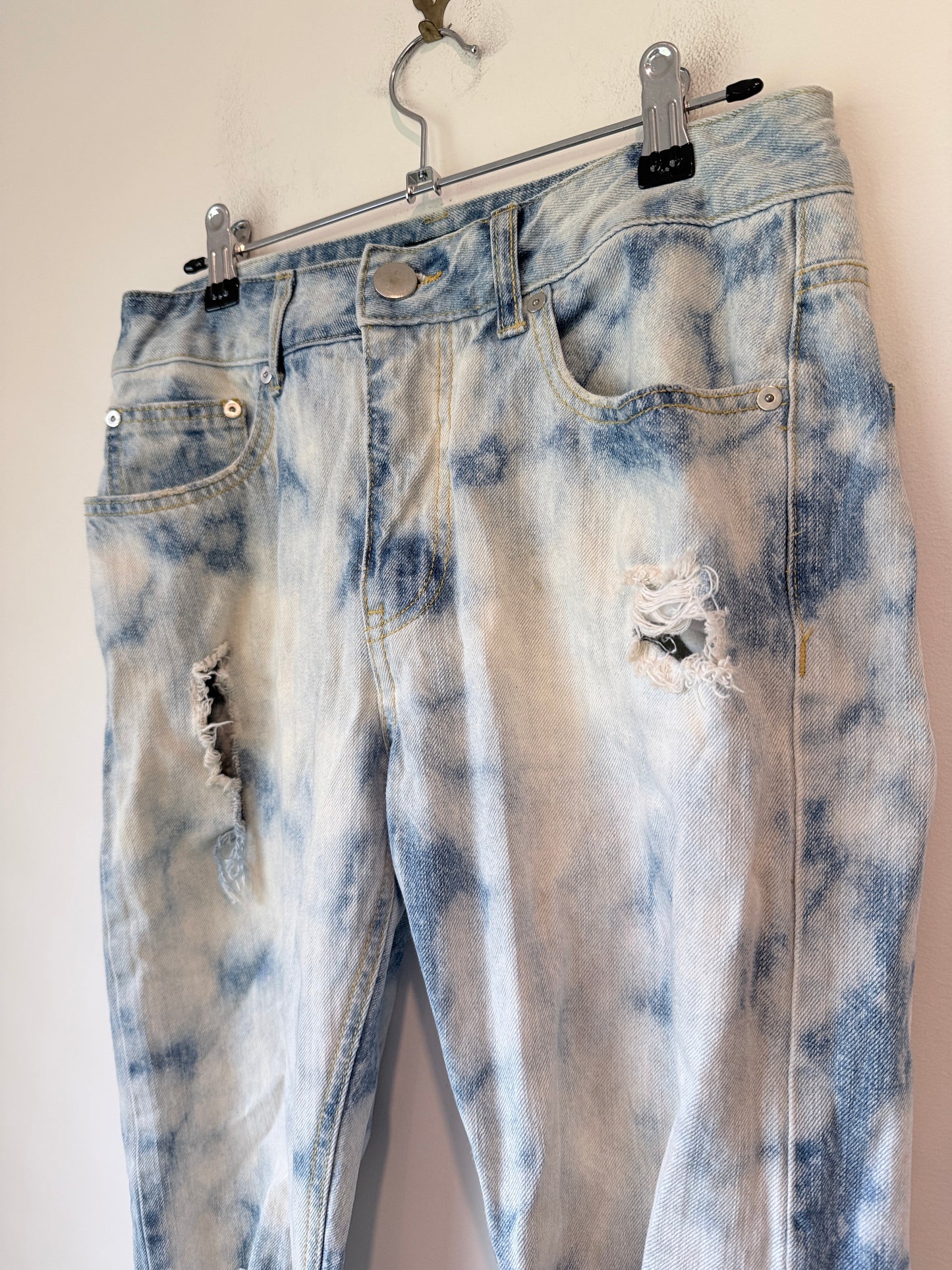Forever 21 Men Skinny Acid-wash Distressed Denim Jeans Size 29