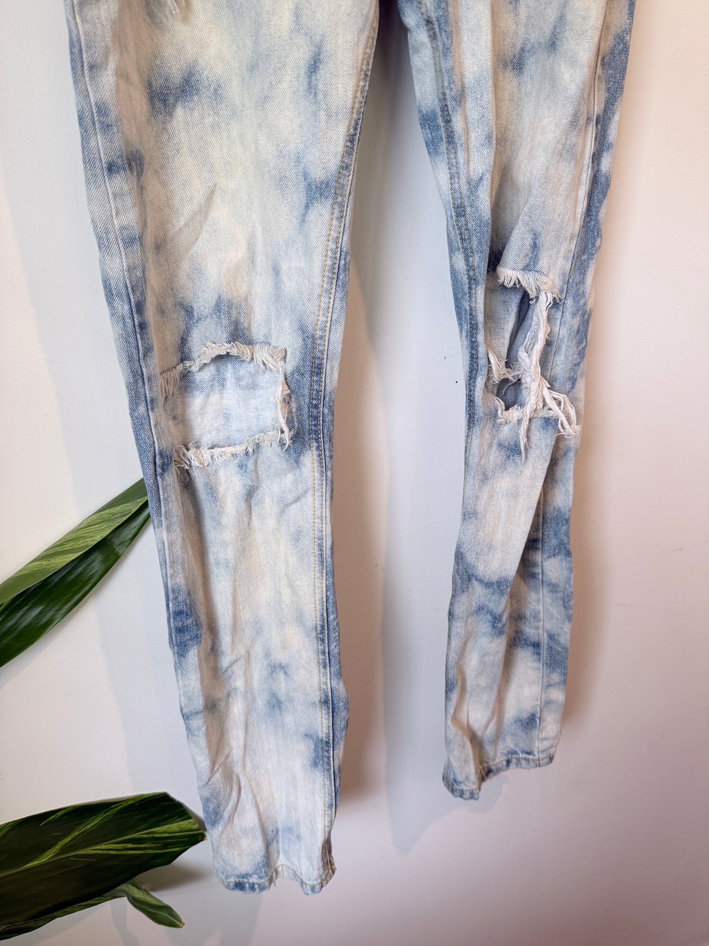 Forever 21 Men Skinny Acid-wash Distressed Denim Jeans Size 29