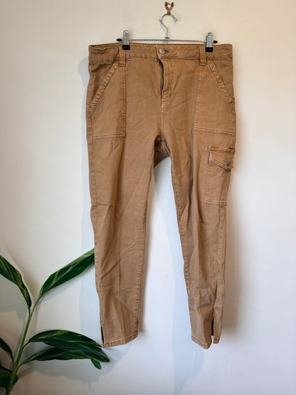 Cotton:on Ankle Cargo Pants Size 18