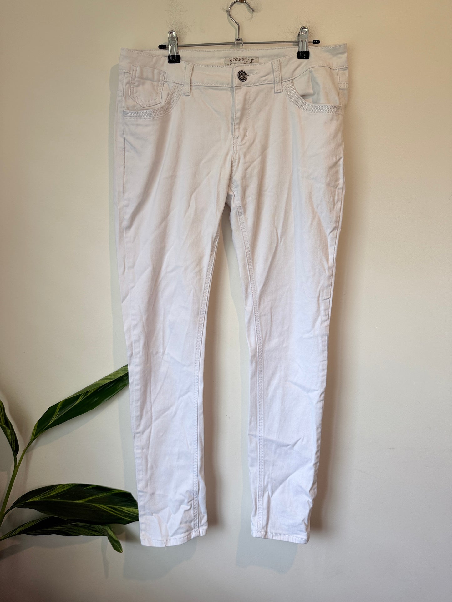 White Skinny Jeans Size 34 | U/Arm to U/Arm 86cm