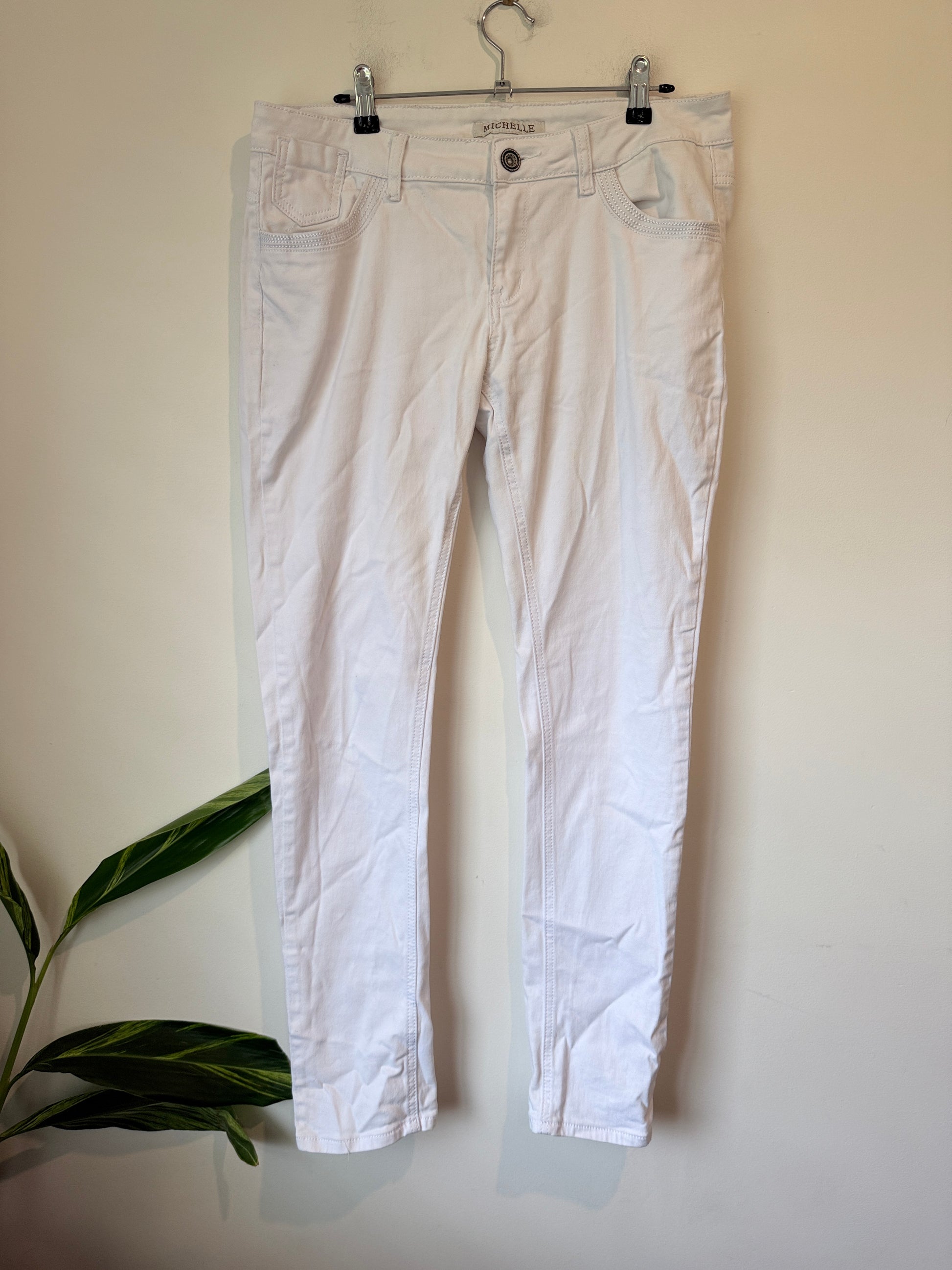 White Skinny Jeans Size 34 | U/Arm to U/Arm 86cm