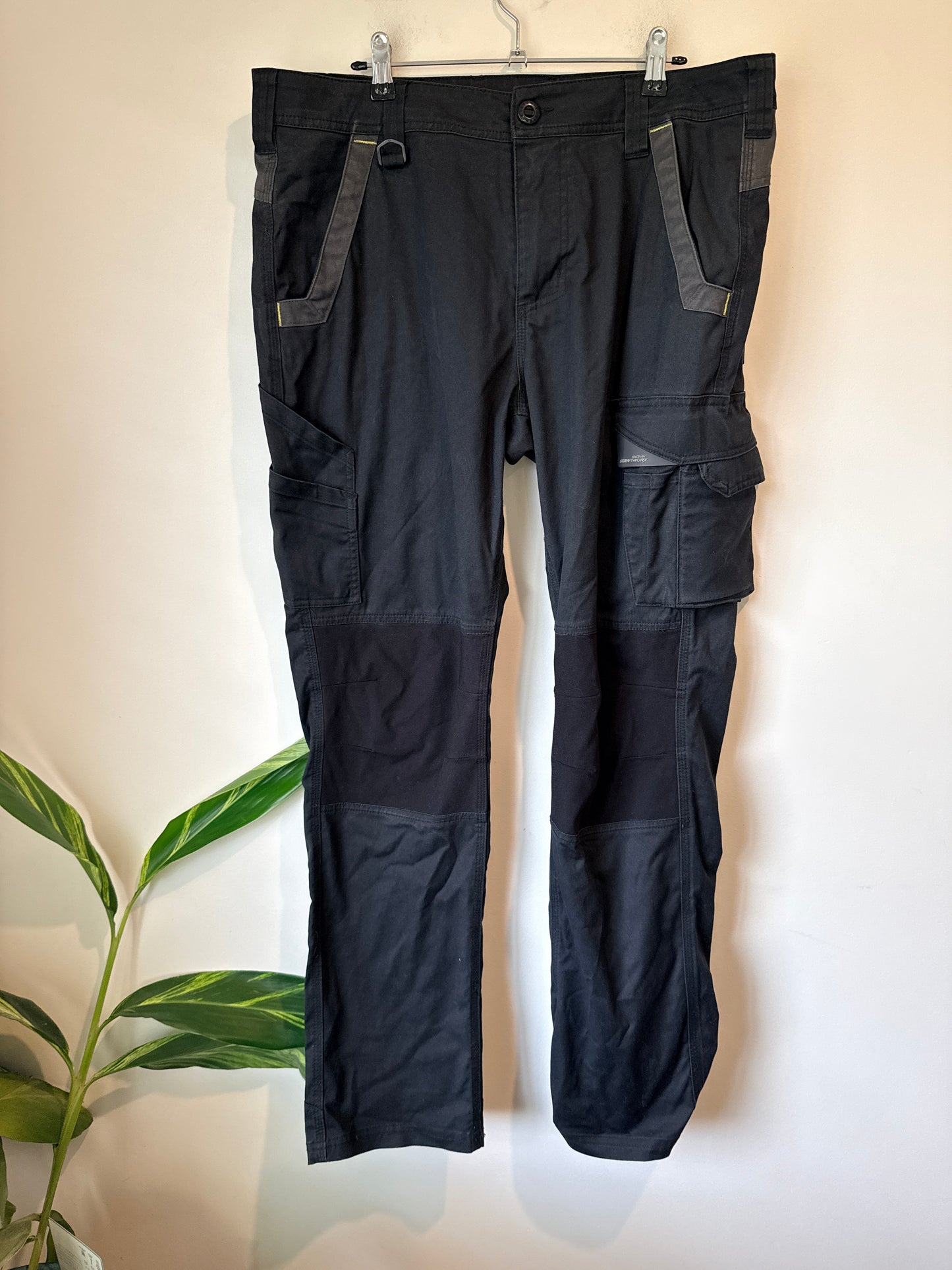 Syzmik UPF 50+ Cargo Work Pants Size 92/36