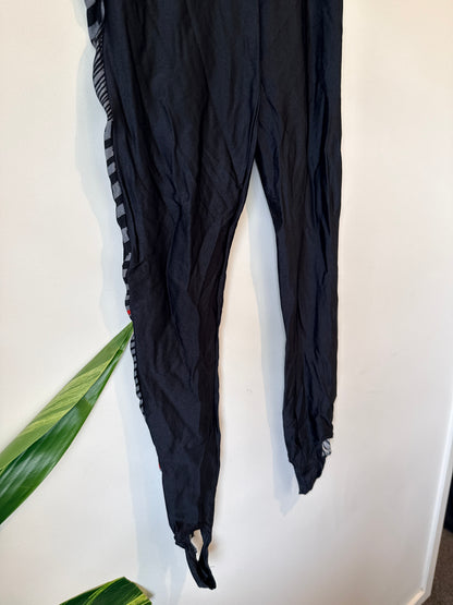 Brand Unknown Stirrup Leggings Size M
