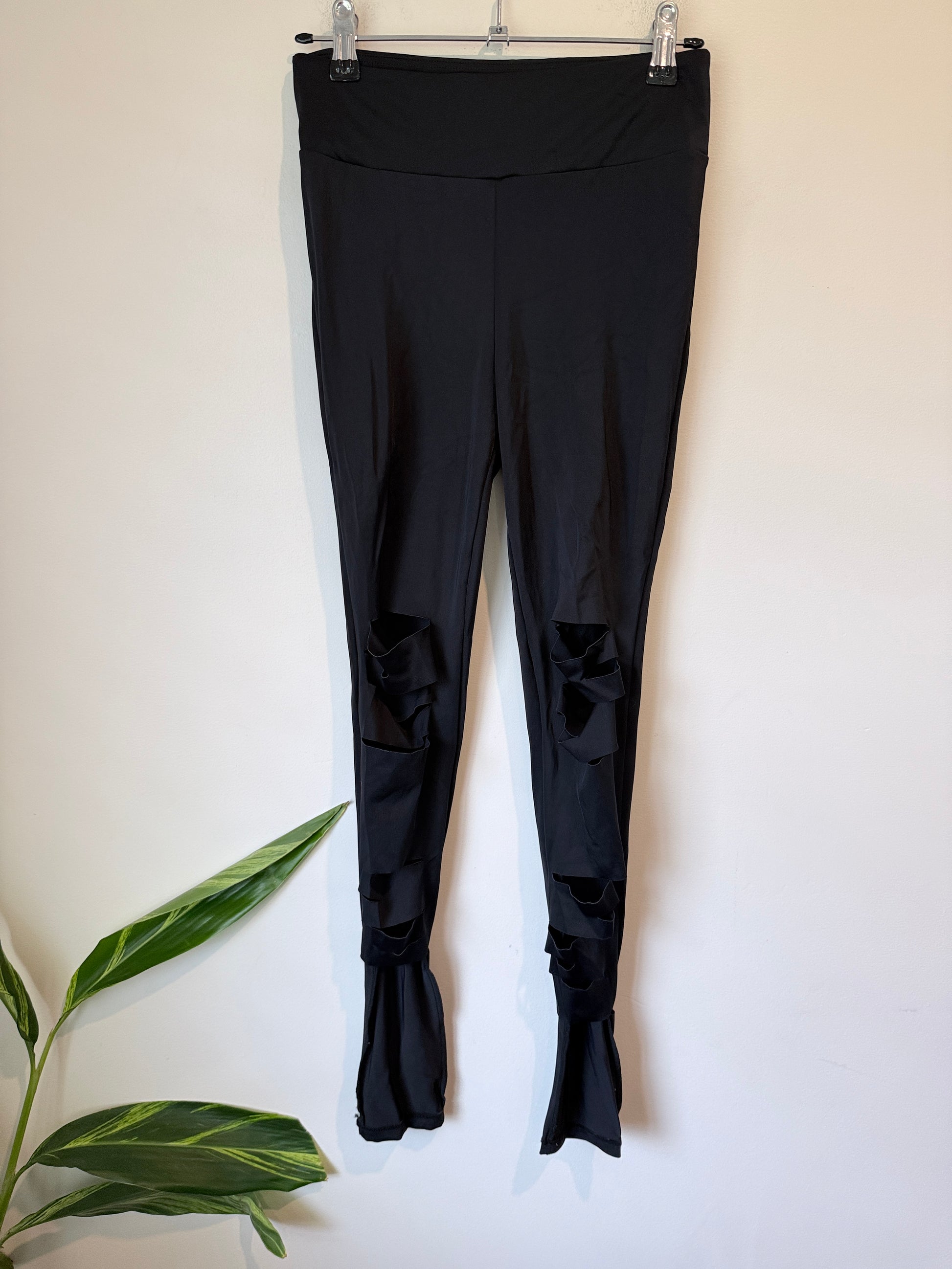 Balera Distressed Rip Leggings Size Waist 64cm