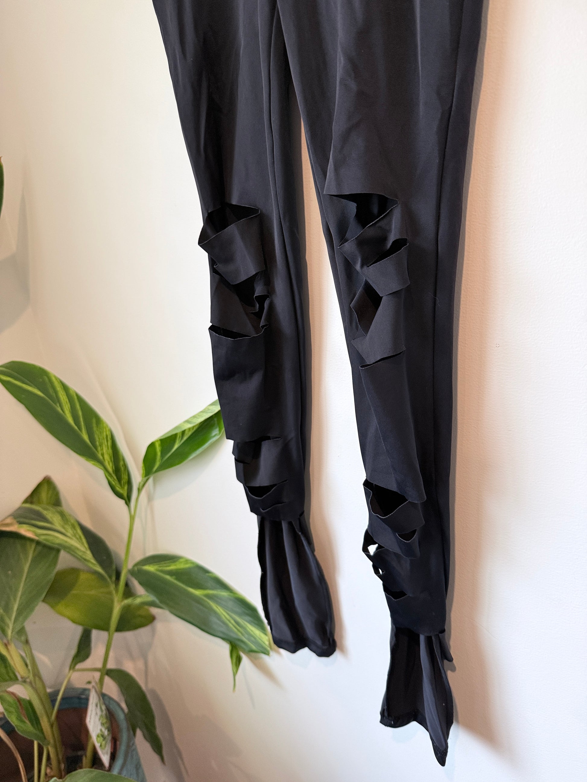 Balera Distressed Rip Leggings Size Waist 64cm
