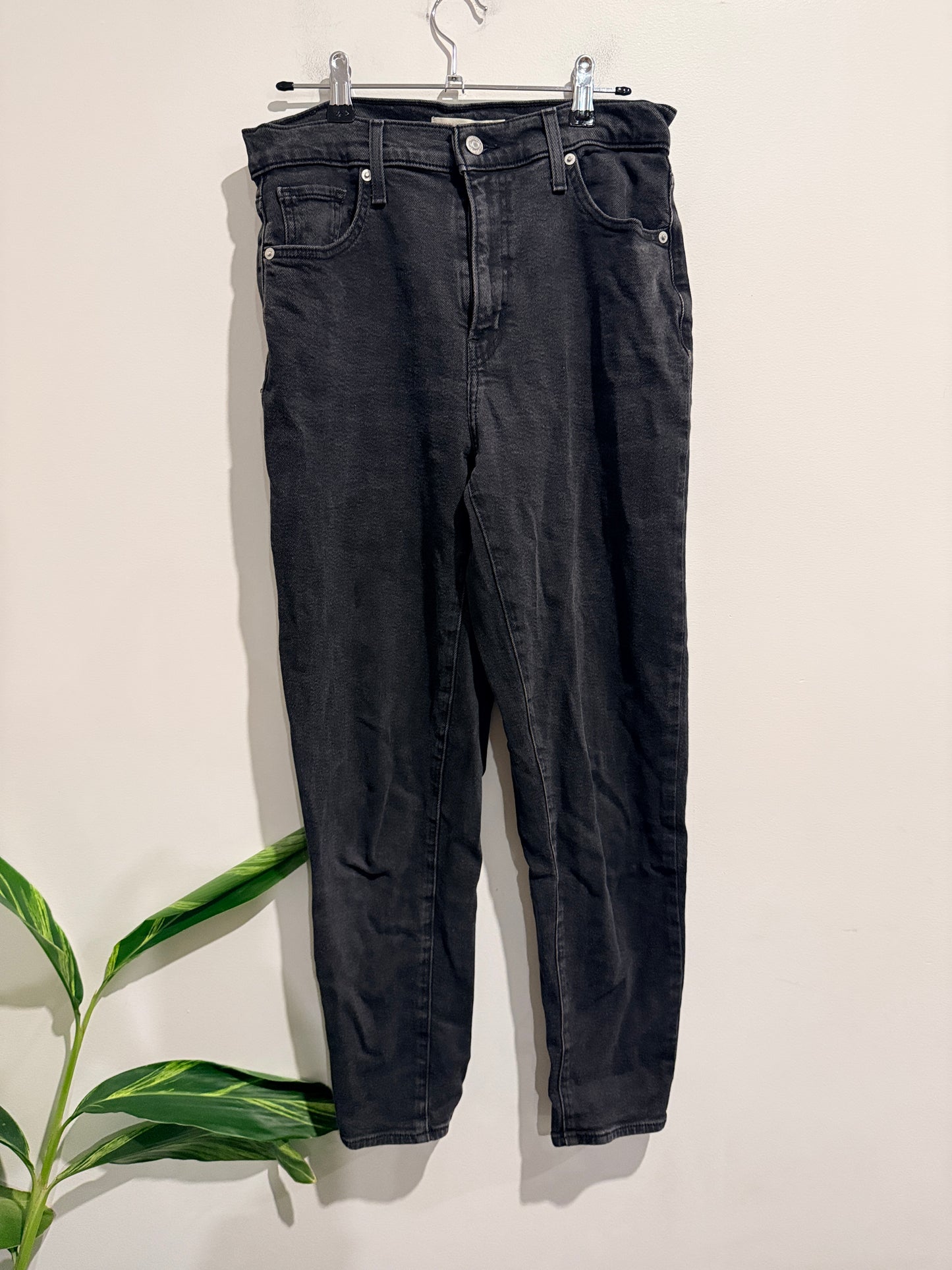 Brand Unknown Mom-style Jeans