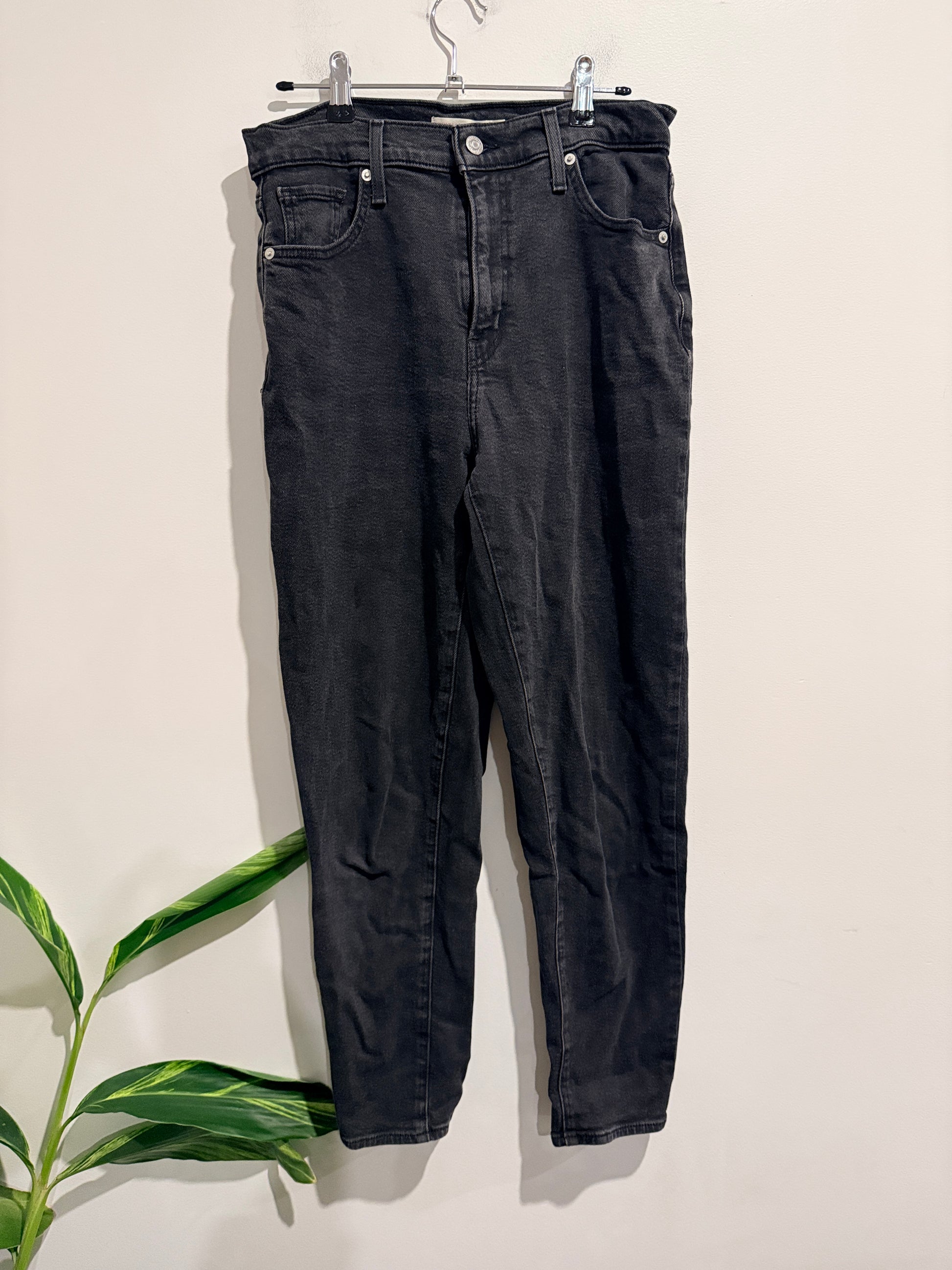 Brand Unknown Mom-style Jeans
