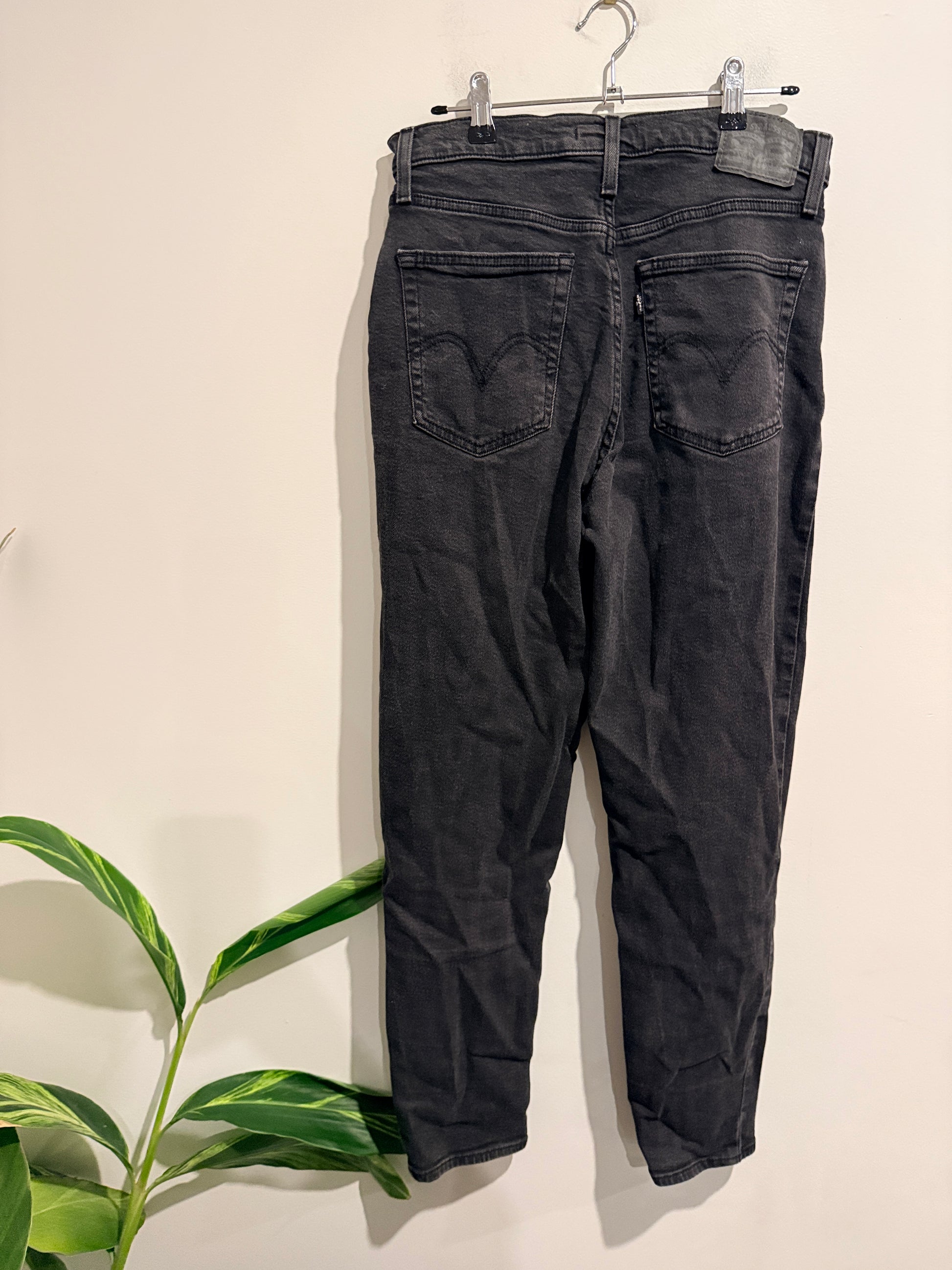 Brand Unknown Mom-style Jeans