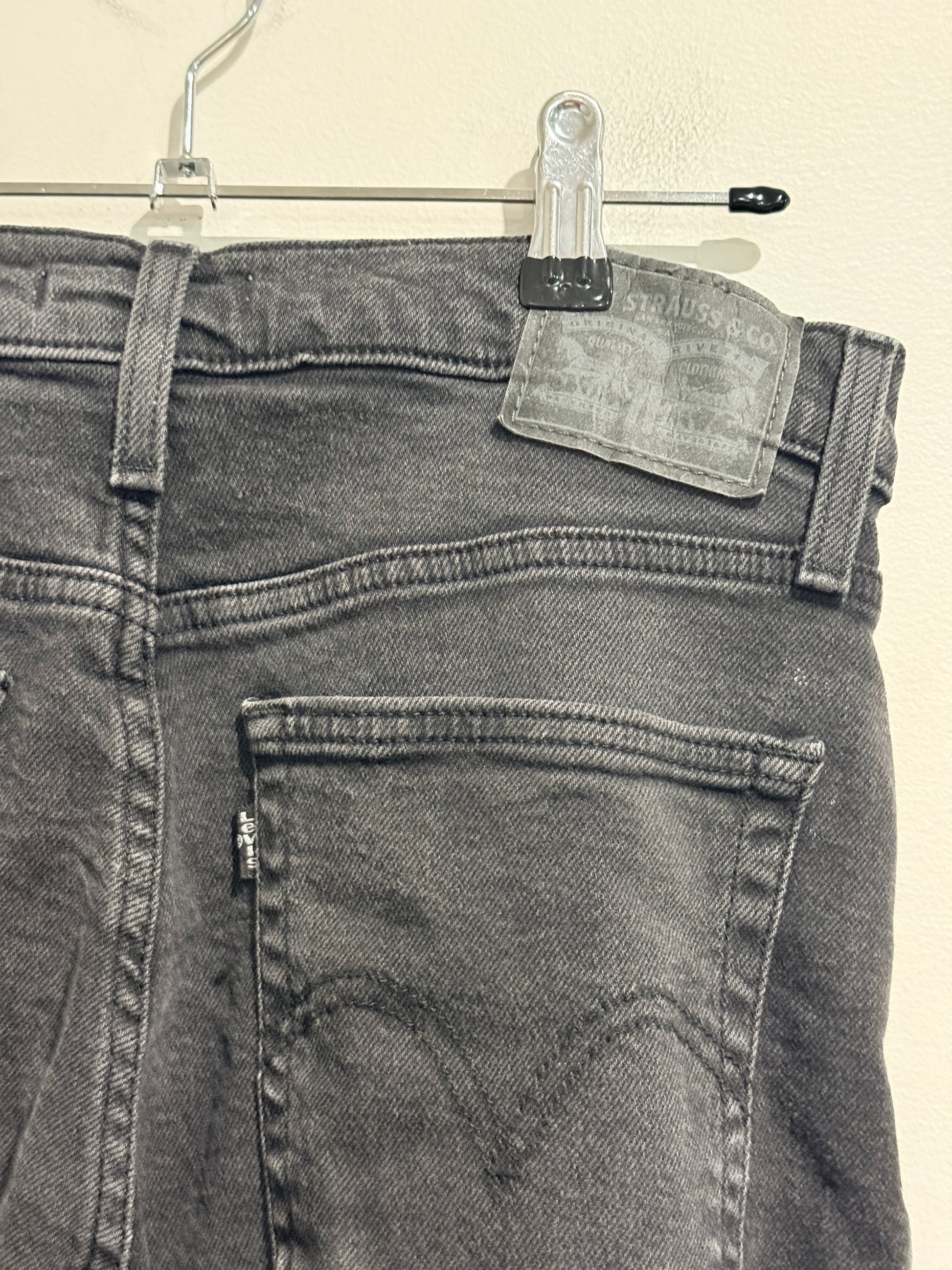Brand Unknown Mom-style Jeans