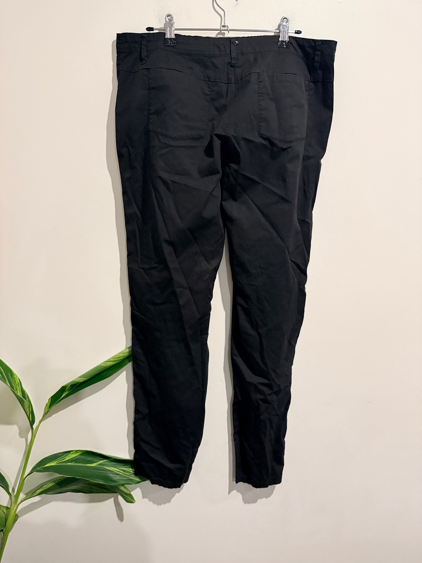 Country Road Slim-fit Casual Trousers Size 12