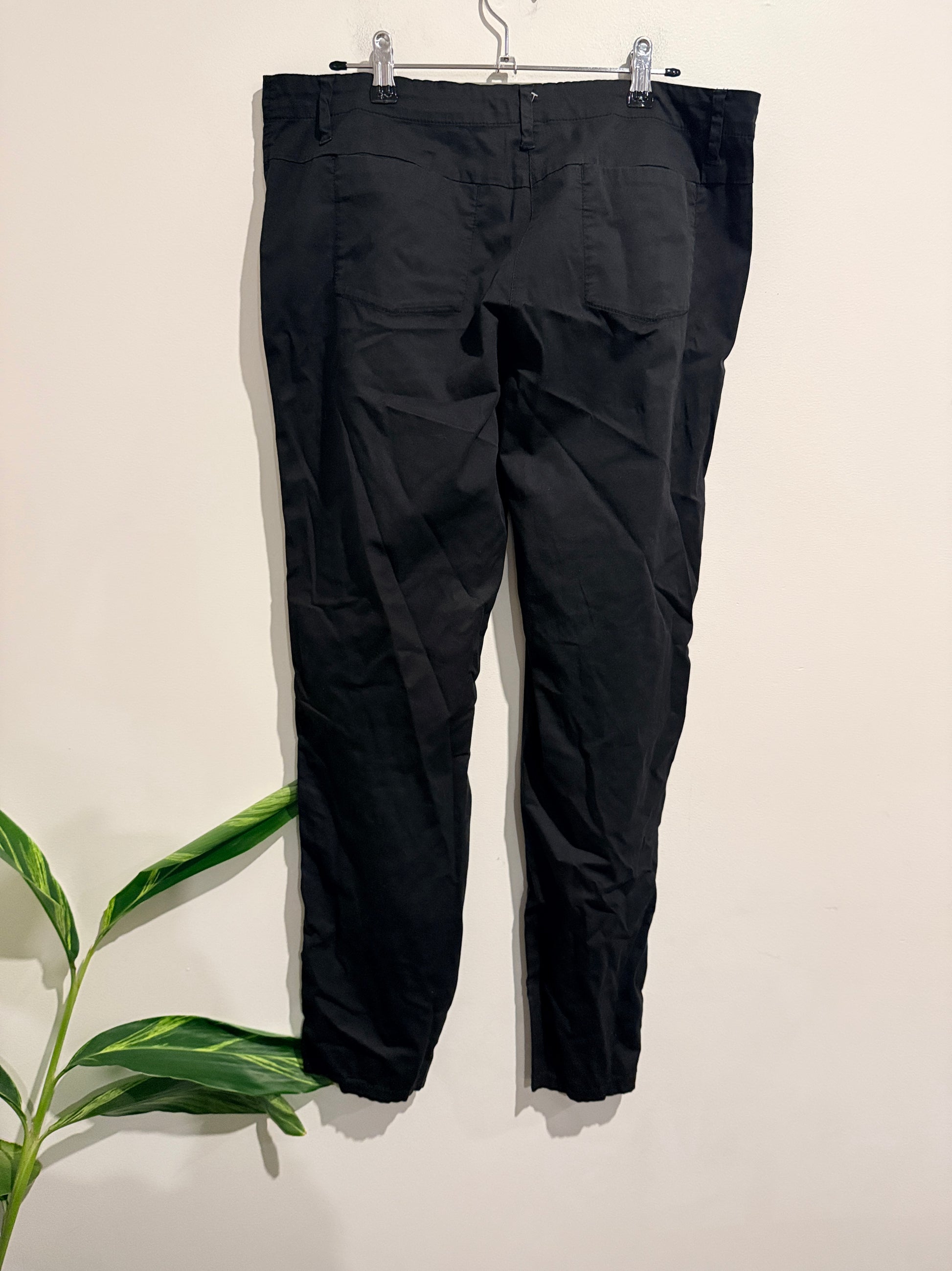 Country Road Slim-fit Casual Trousers Size 12