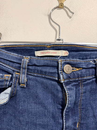 Levi Strauss Skinny Jeans Size 29