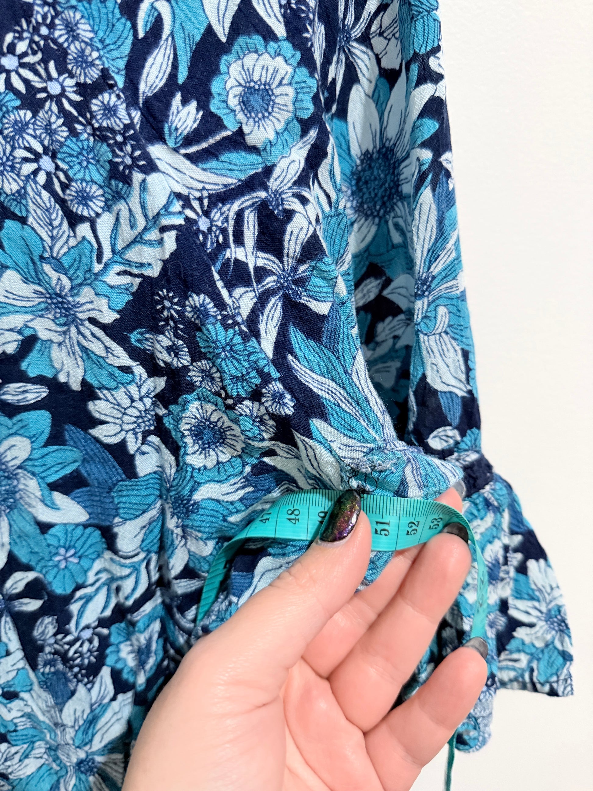 Millers Multicolor Top Size U/Arm to U/Arm 52cm
