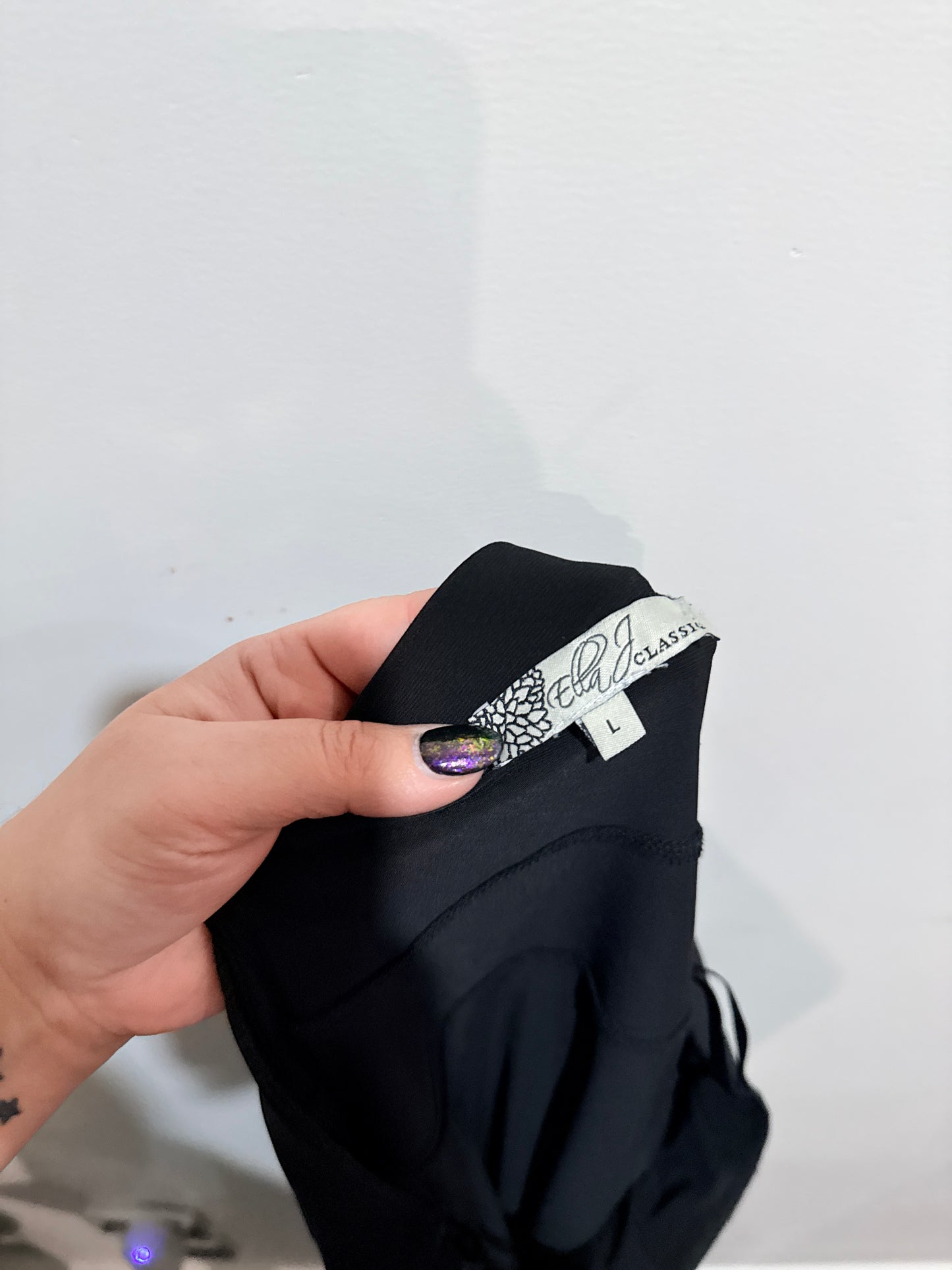 Ella J Knee Length Skirt Size L | Waist: 90cm
