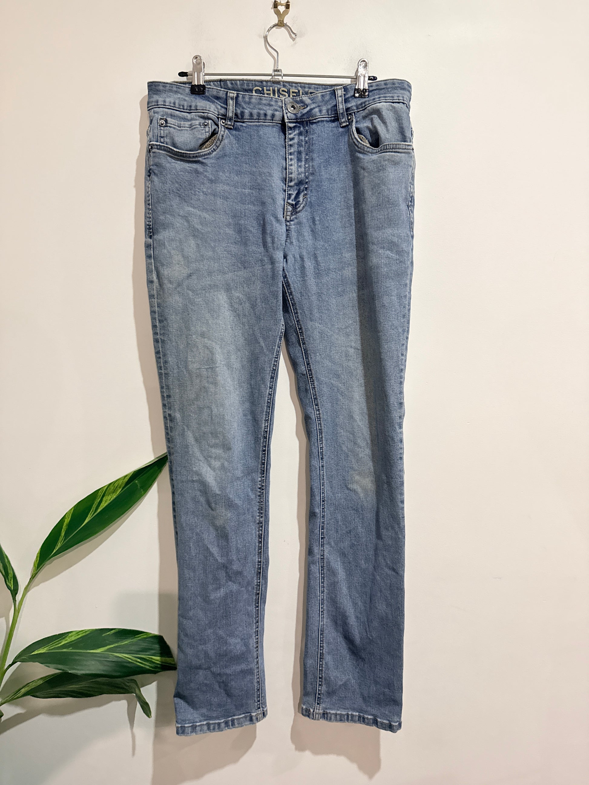Chisel Denim Straight Jeans Size 32