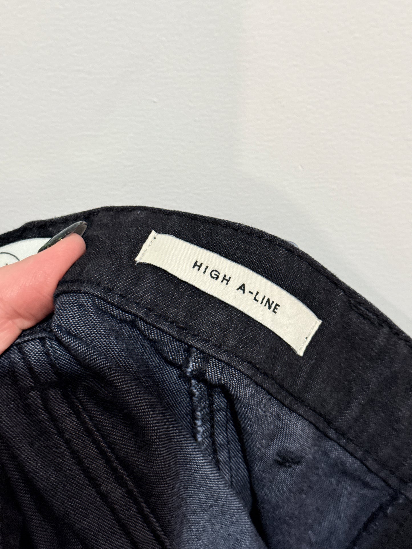 Cotton:on High-waisted Denim Short Size 8