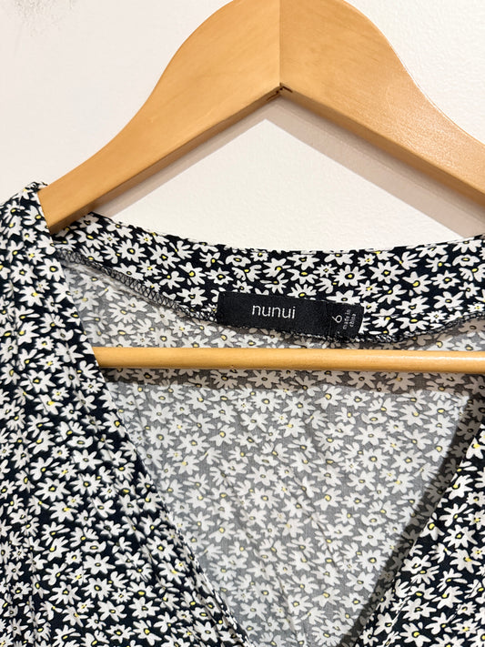 Nunui Ditsy Floral Print Mini Dress Size 6