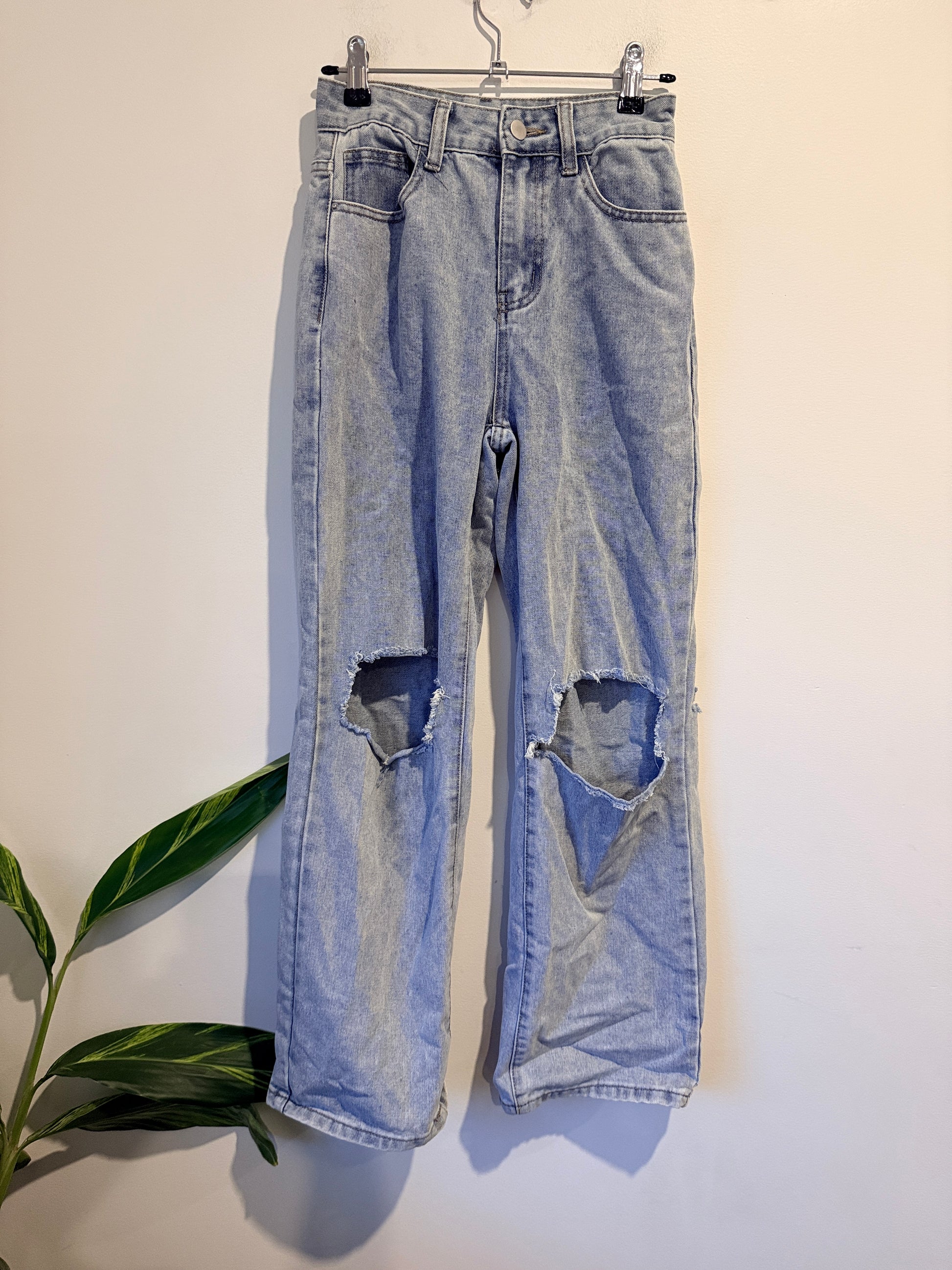 Shein High-waisted Distressed Jeans. Size Petite XXS | Waist 64cm
