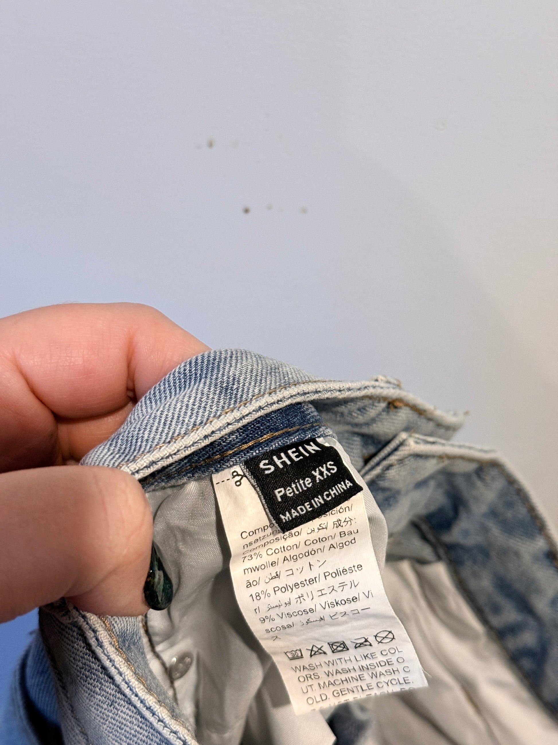 Shein High-waisted Distressed Jeans. Size Petite XXS | Waist 64cm