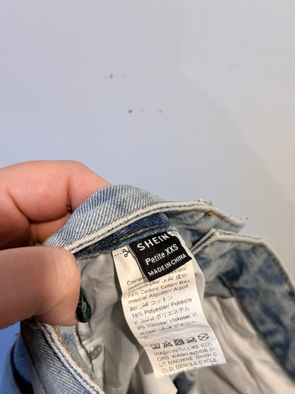 Shein High-waisted Distressed Jeans. Size Petite XXS | Waist 64cm