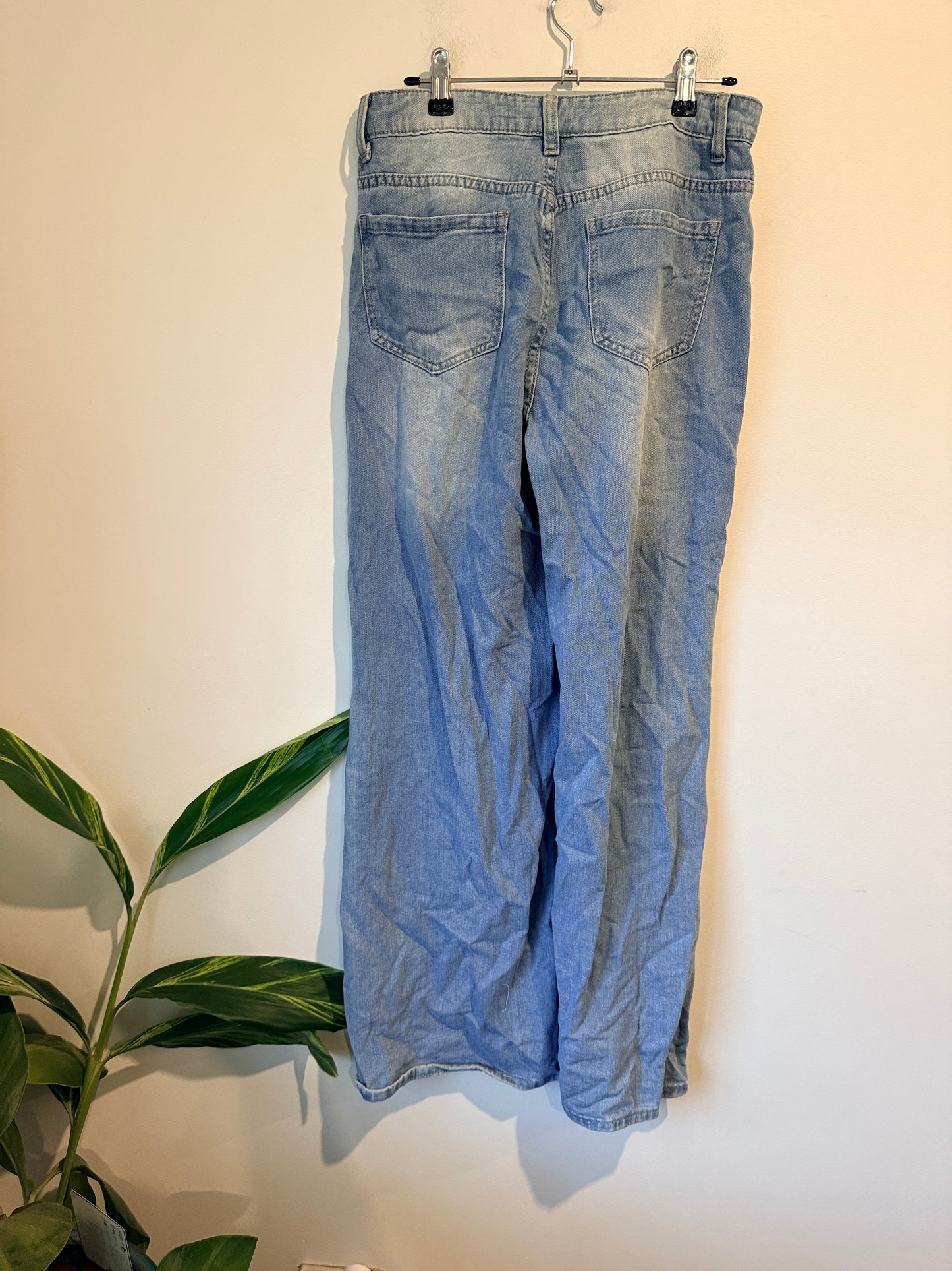Shein Distressed Jeans Size M | Waist 78cm