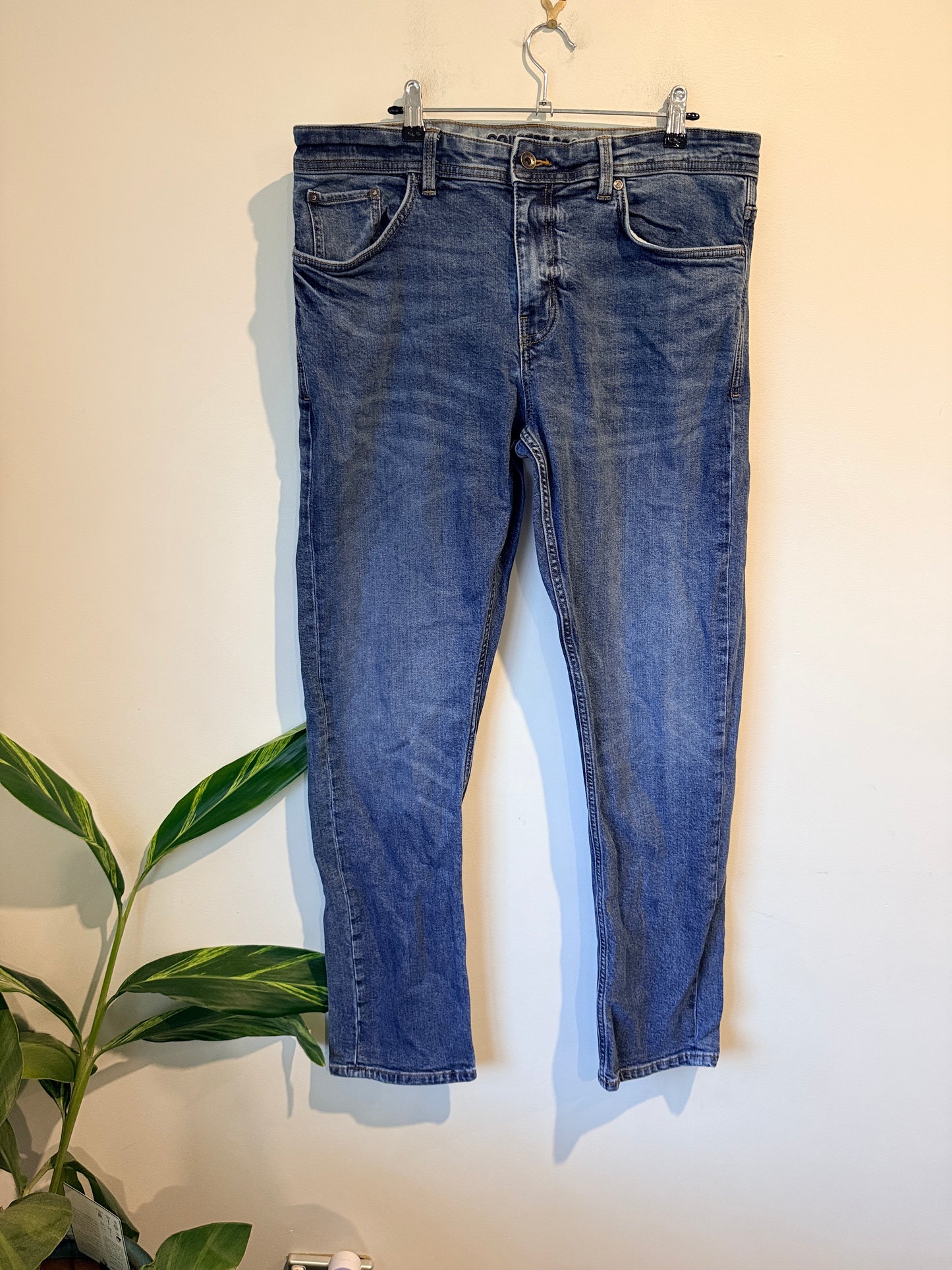 Country Road Straight-fit Blue Denim Jeans Size 36x33