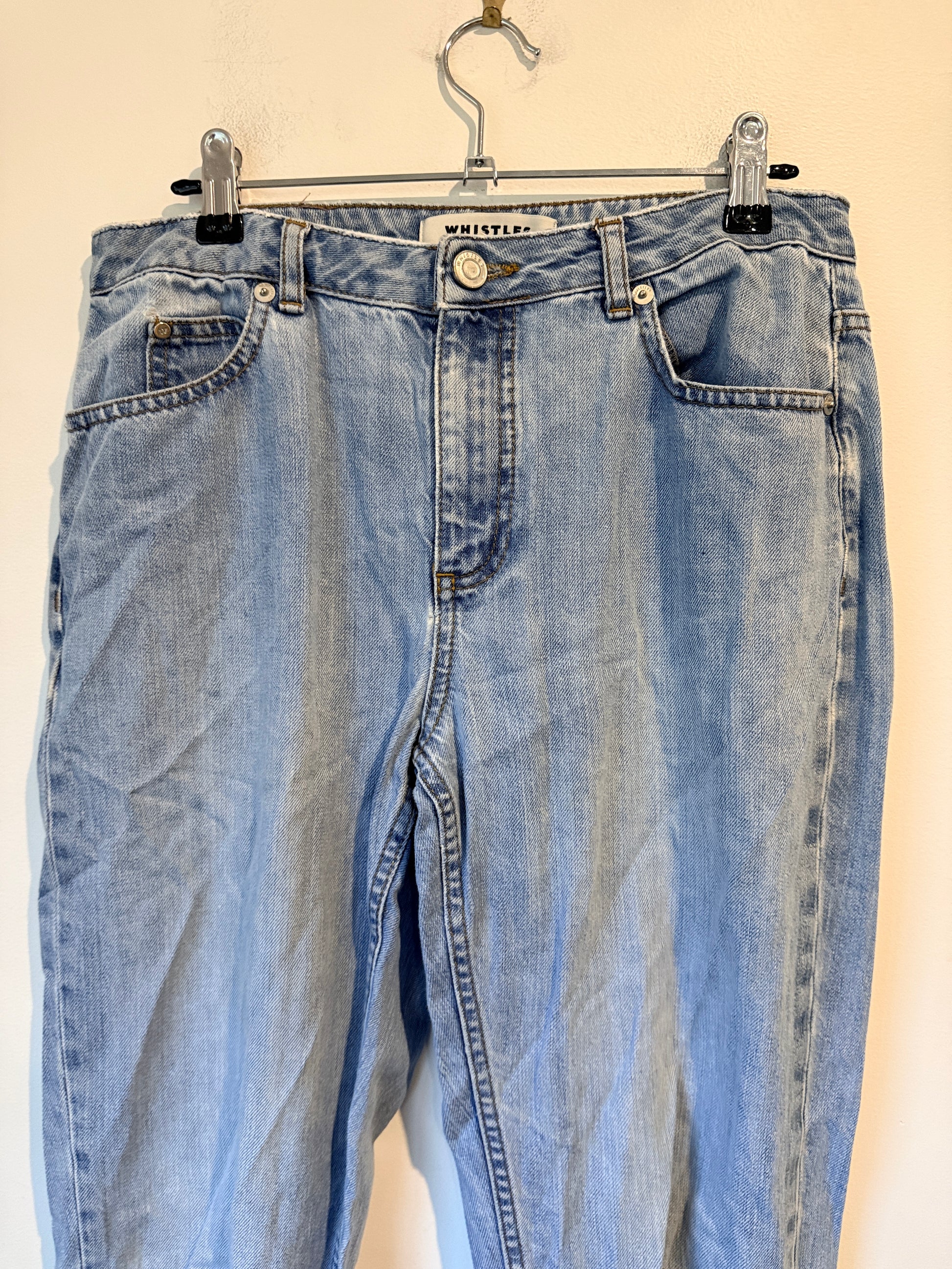Whistle High-rise Mom Jeans. Size 26cm | Waist 78cm