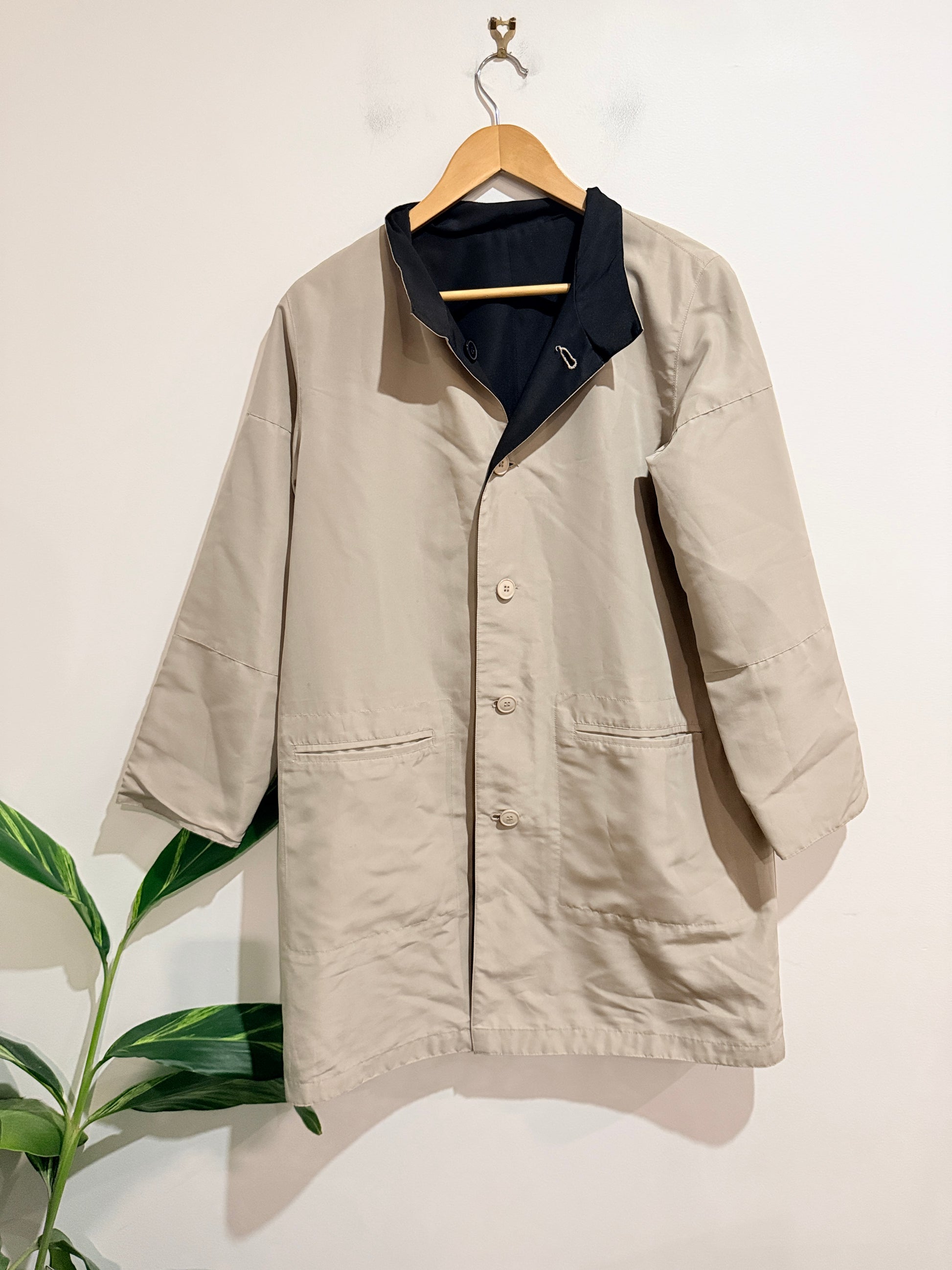 Brand Unknown Trench Coat Size U/Arm to U/Arm 53cm