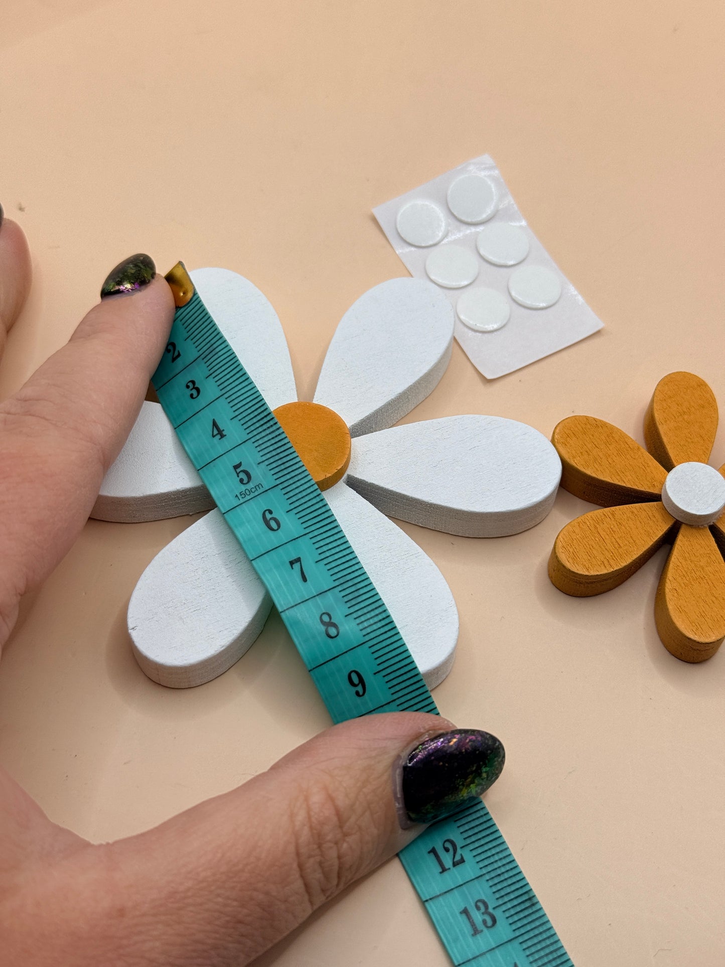 Wooden Daisy Wall Decor Set