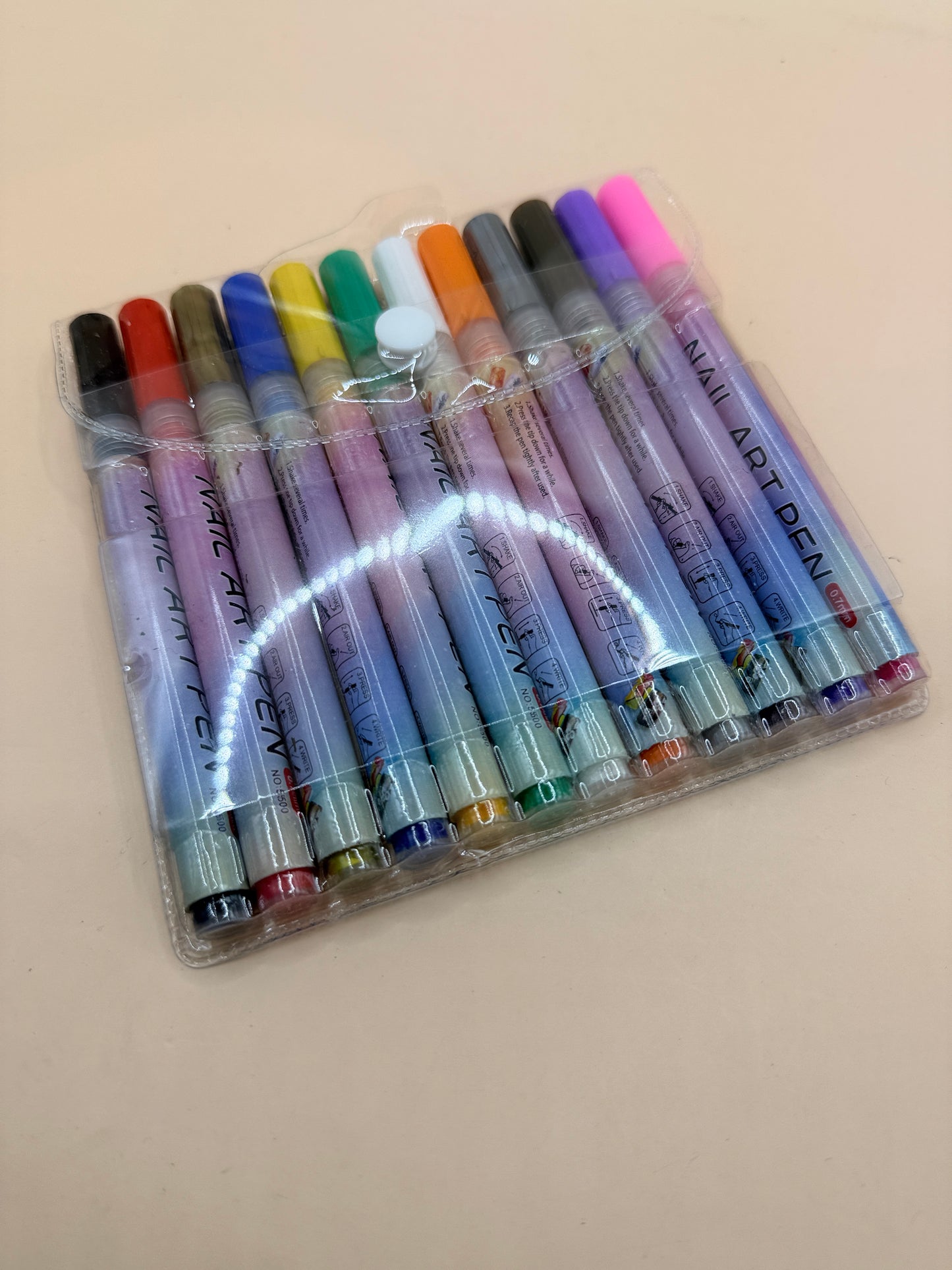 12 Piece Dual Tip Art Pen Set – Assorted Colours