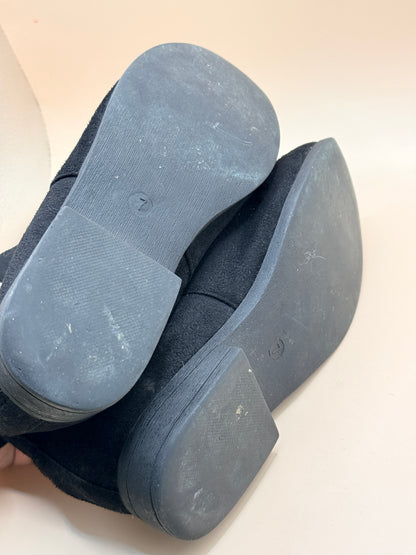 H&H Black Chelsea Ankle Boots Size 7