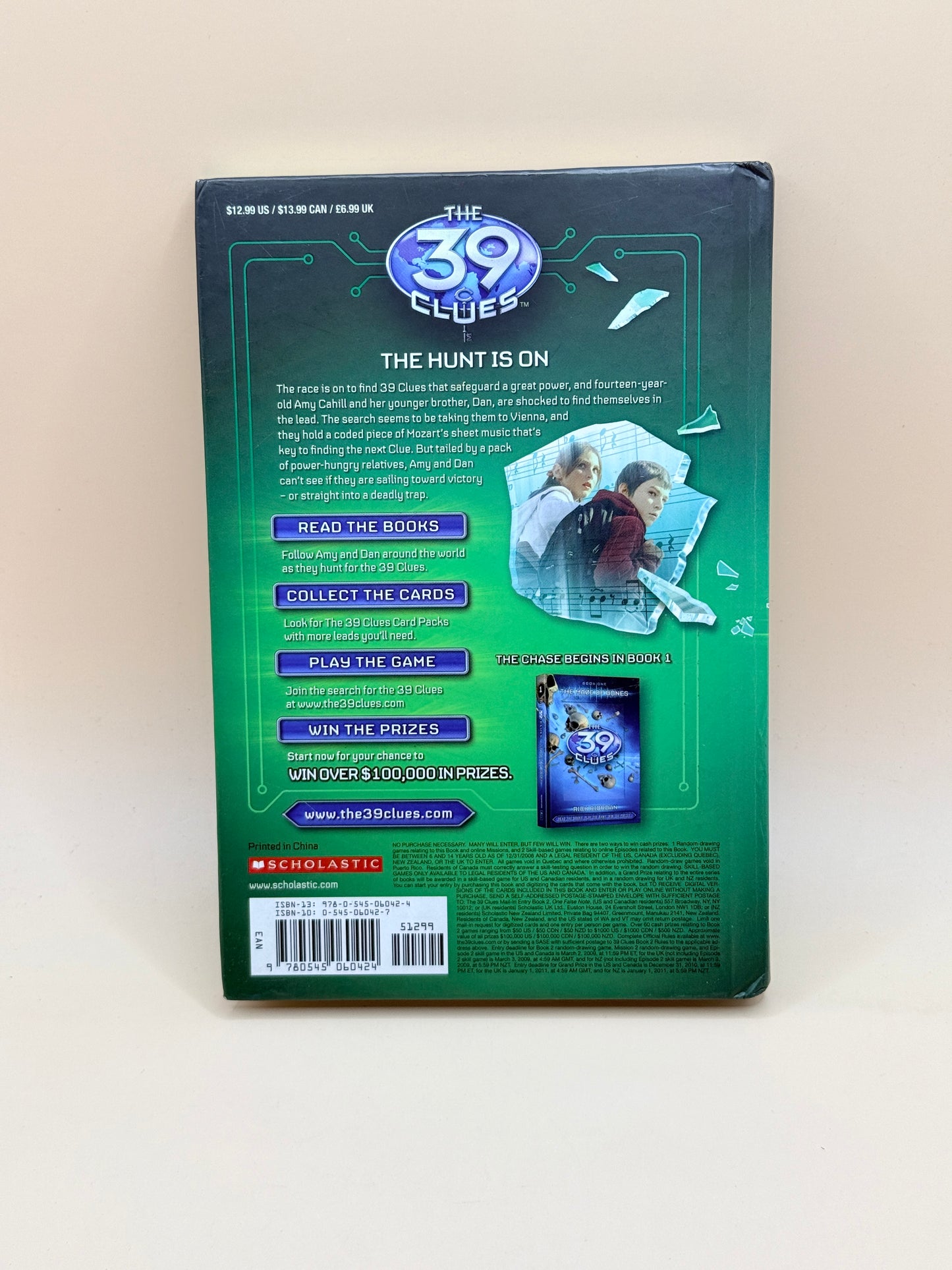 The 39 Clues Vol 2: One False Note by Gordon Korman