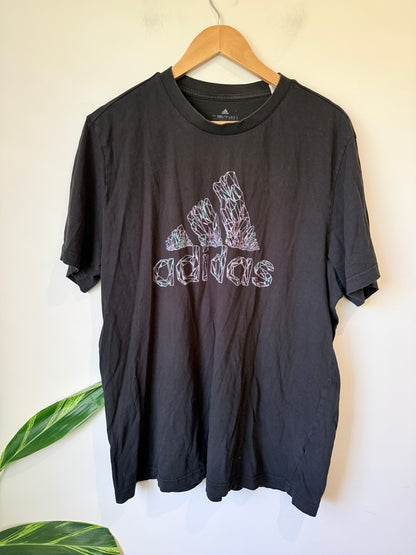 Adidas Graphic T-shirt Size XL